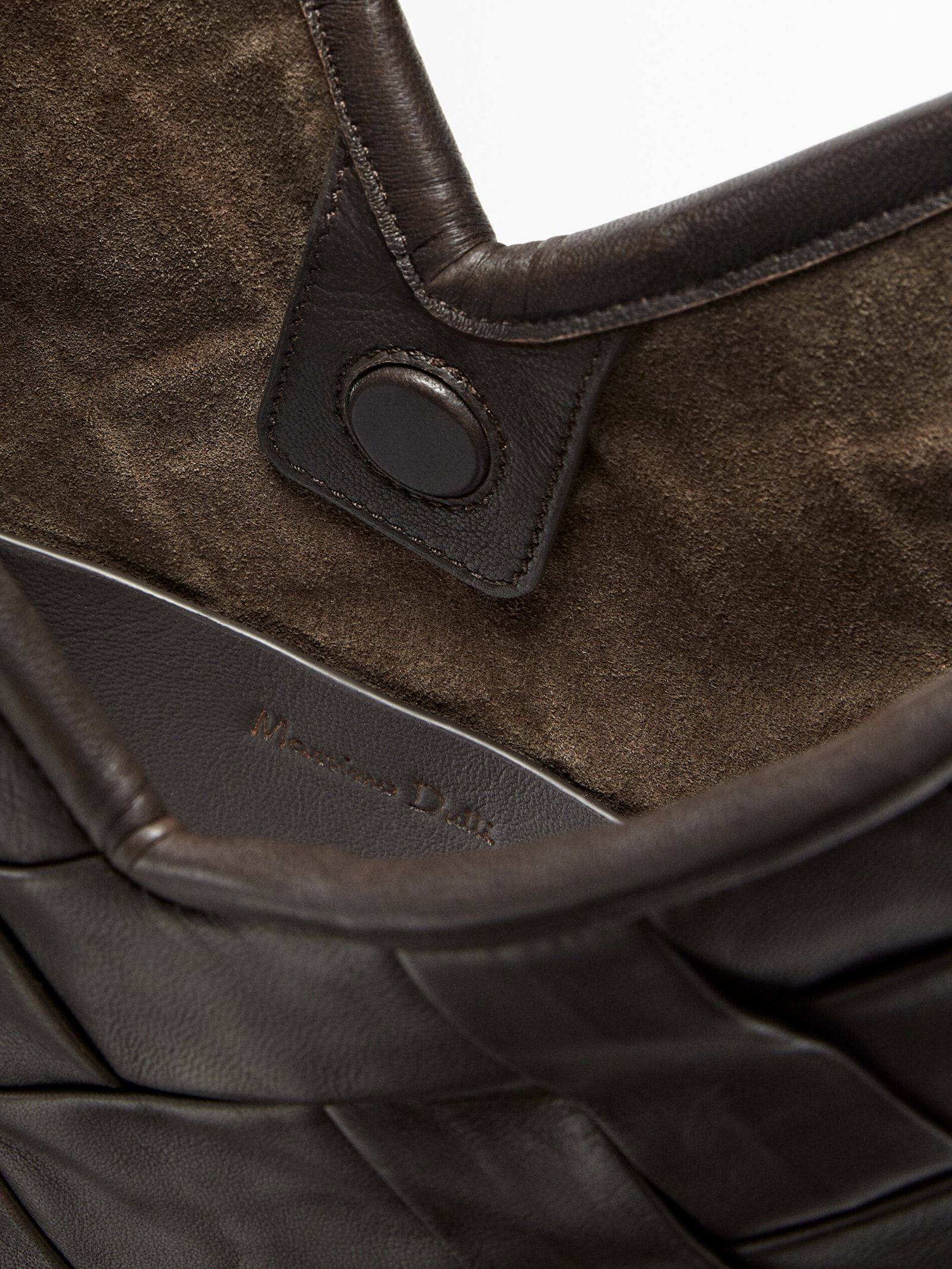 Woven nappa leather V-shaped crossbody bag | Massimo Dutti UK