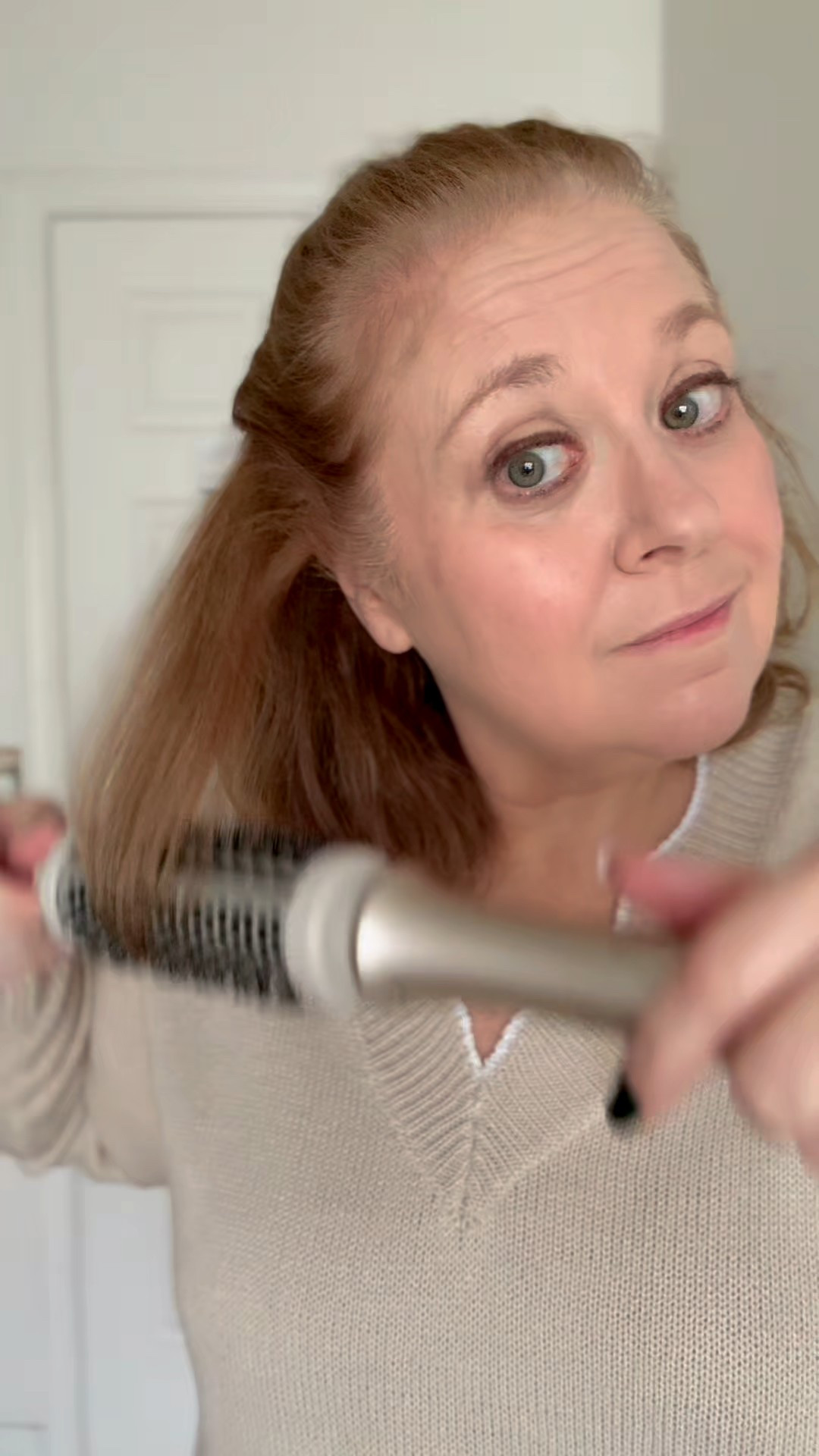 My hair has never been this easy to style 💁‍♀️ The TYMO Stylux Thermal Brush glides through, smooths instantly, and gives that polished, bouncy finish without needing a full blowout. It heats fast, feels lightweight in the hand, and makes every day a good hair day.

#TYMOStylux #ThermalBrush #HairToolFavorites #Over40HairCare #LTKBeautyFinds #AtHomeStyling #SmoothHairGoals #BlowoutLook #LTKHairCare #HairToolsThatWork #QuickHairRoutine

#LTKmorningroutine #LTKSaleAlert #LTKBeauty