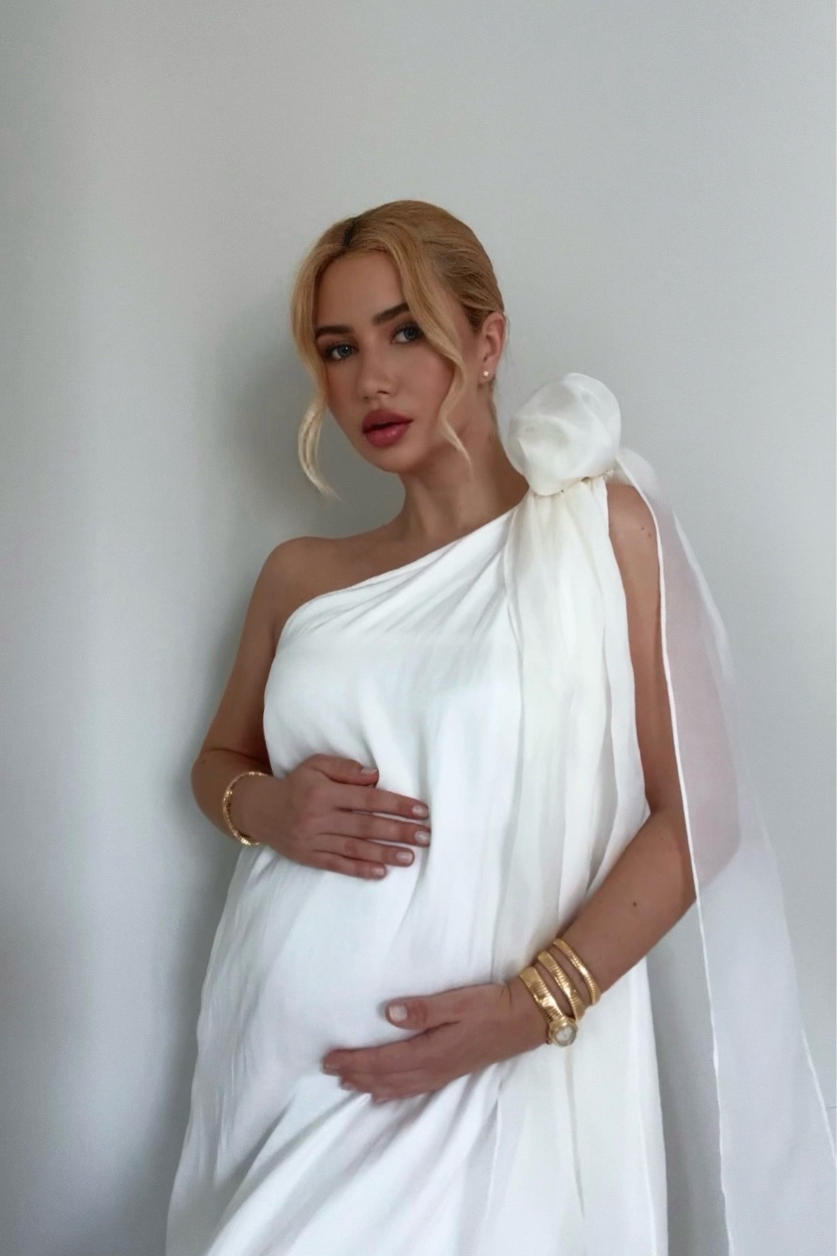 Reiss dresses 🤍 white dress, maxi dress, summer outfit, style inspo, pregnancy fashion #LTKsummer #LTKeurope

#LTKgiftguide #LTKstyletip #LTKplussize