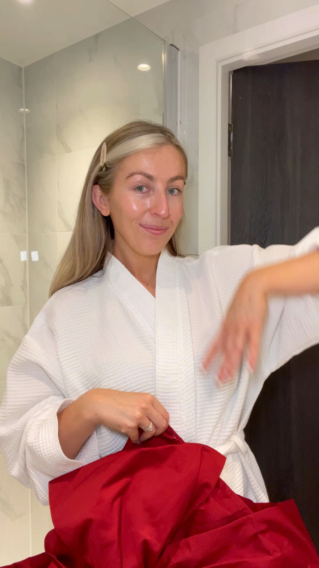 GRWM for a festive dinner ♥️✨💄 

Festive outfits, GRWM, evening look, make up, Charlotte tilbury, Armani beauty, luminous silk, Clinique, contour sticks, blusher 

#LTKVideo #LTKbeauty #LTKHoliday