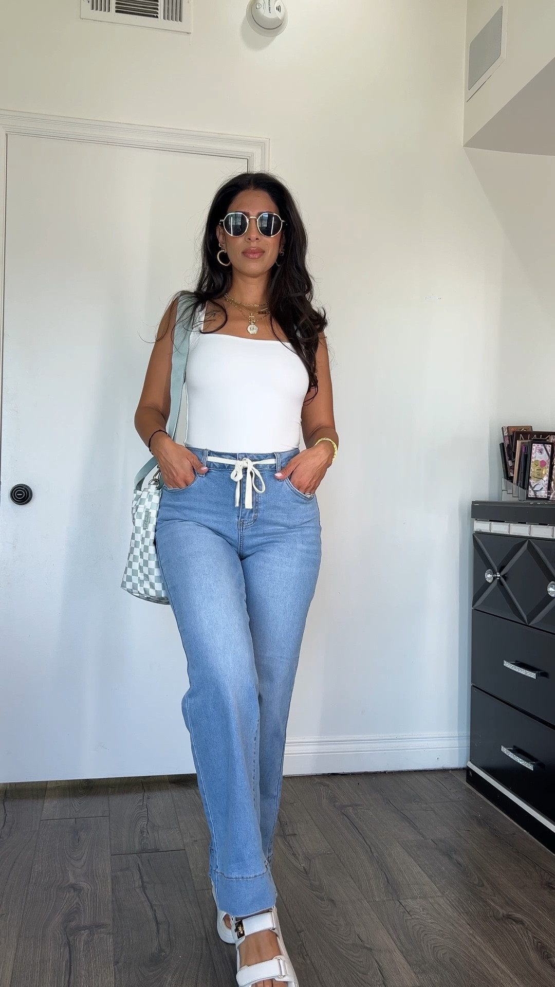 Easy Amazon summer outfit idea 
Jeans size 4 but switching for size 6. 
Bag was limited edition so not in stock :/ linked similar 

#LTKSummerEdit #LTKFindsUnder50 #LTKStyleTip