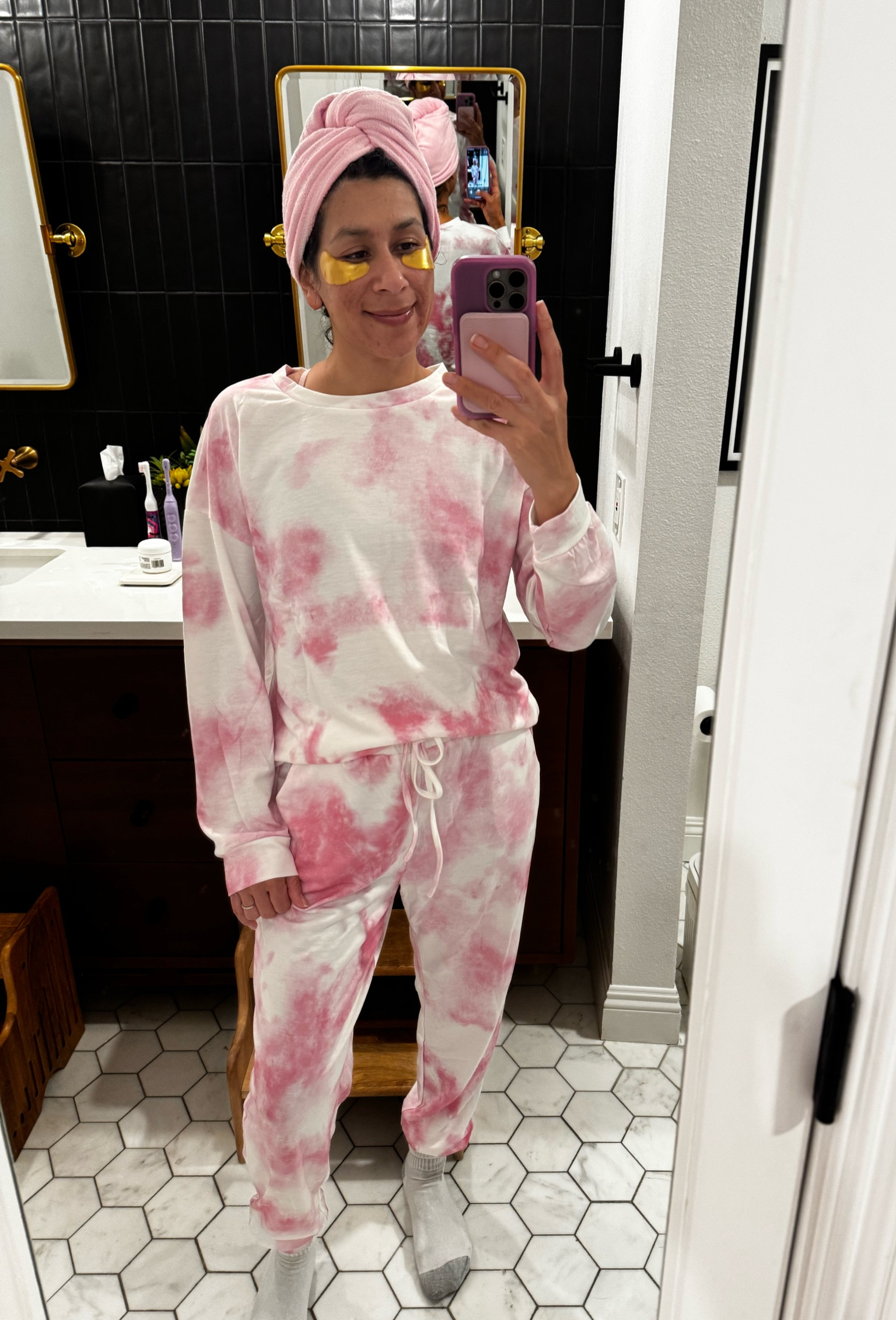 Pajamas approved. Wearing size small  

#LTKSeasonal #LTKGiftGuide #LTKFindsUnder50