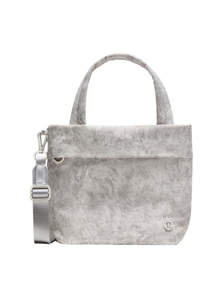 On My Level Small Tote Bag 5L | Lululemon (US)