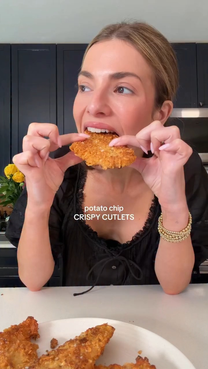 like should I try cheez-its? pretzels? cinnamon toast crunch 🤪 the original recipe is in my cookbook In Good Taste available for pre order now in my bio 🫶🏻 #chickencutlets #crispychicken 

 #LTKootd #LTKfoodie