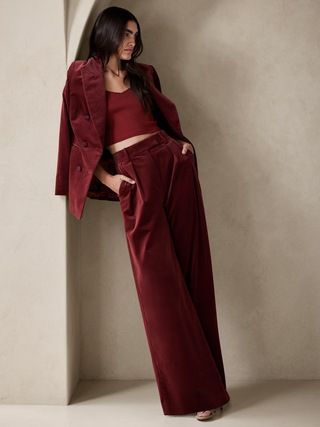 Veluro Relaxed Velvet Pant | Banana Republic (US)