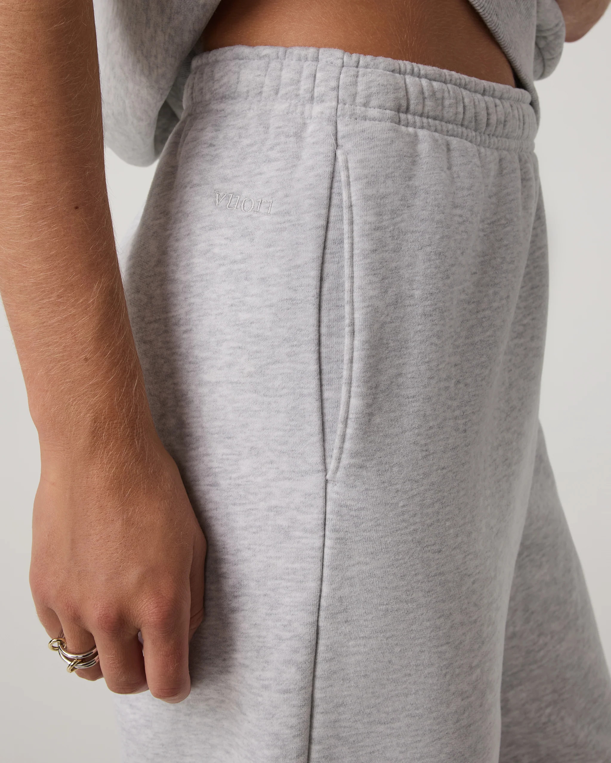 Restore Classic Sweatpant | Vuori Clothing (US & Canada)