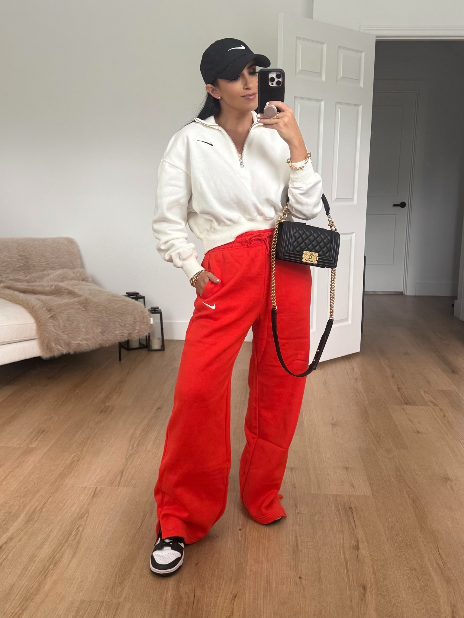 Nike Sportswear Phoenix Fleece
Women's High-Waisted Wide-Leg Pants wearing size small. Nike Pandas