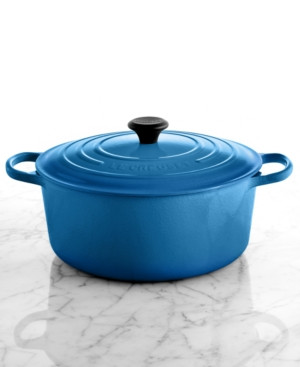 Le Creuset Signature Enameled Cast Iron 9 Qt. Round French Oven | Macys (US)