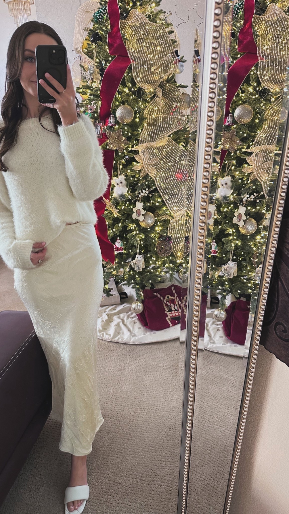 Cozy sweater & ivory champagne skirt - Perfect for the holidays and family photoshoot outfit ✨🤍

Free people is actually doing a giveback deal when you spend 150 or more on a purchase they are giving you $100 to spend on a future purchase! 

#LTKgrwm #LTKHoliday #LTKootd
