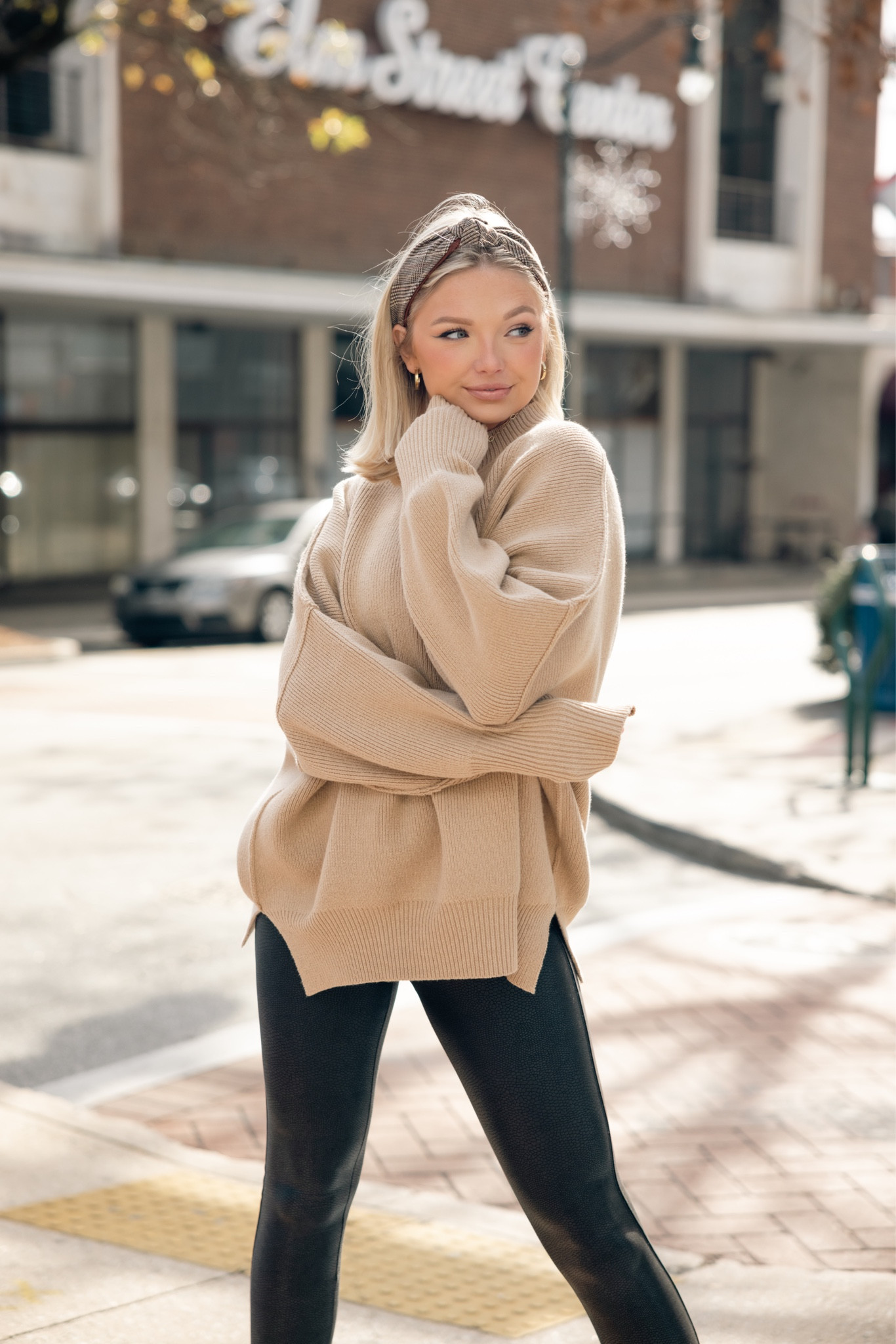 Cute little fit for the fall or winter! Can never go wrong with an oversized sweater, stylish leggings, and a little accessory like a headband to spice up the outfit! 

#LTKstyletip #LTKfit #LTKHoliday