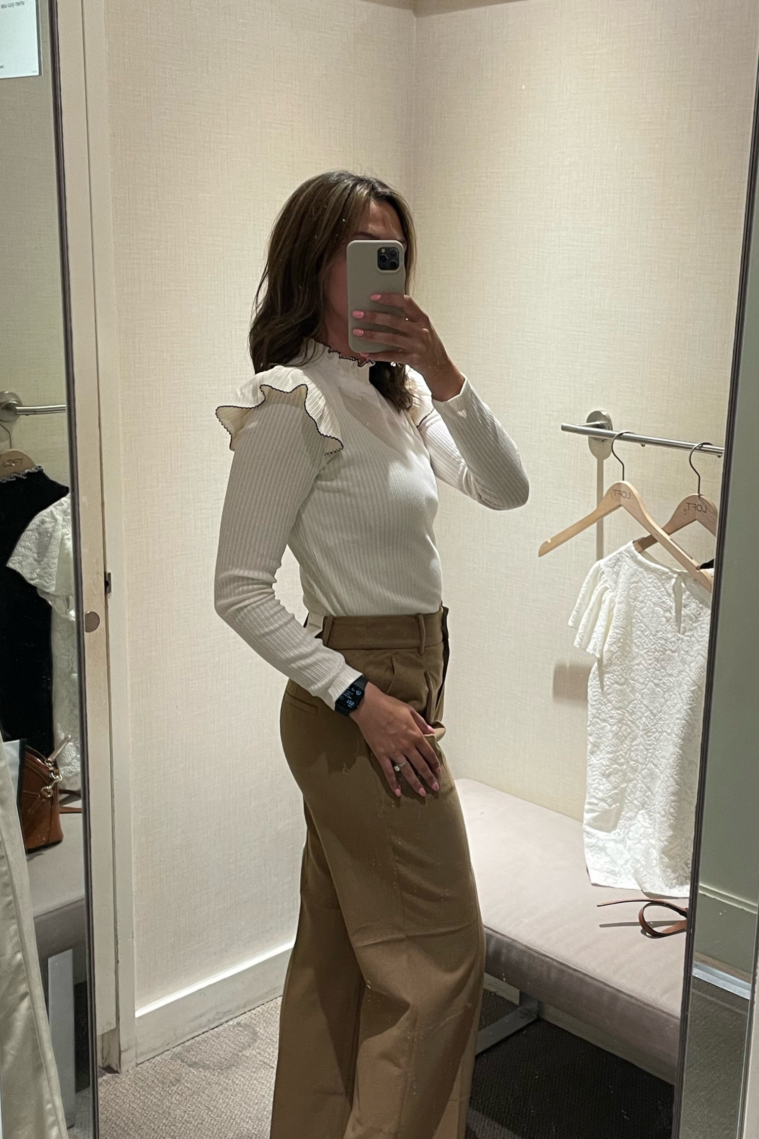 Classic date night or work outfit. The Loft is currently holding a 40% off sale!

#LTKworkwear #LTKfindsunder100 #LTKsalealert