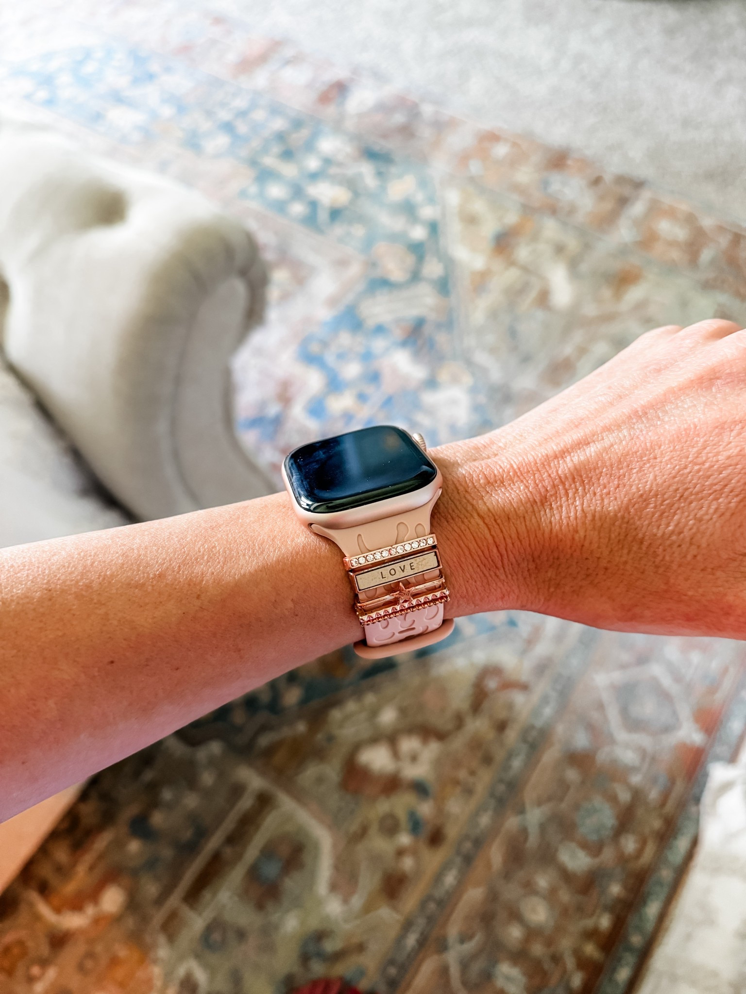 iPhone watch band jewelry 

#LTKHome #LTKFindsUnder50 #LTKStyleTip