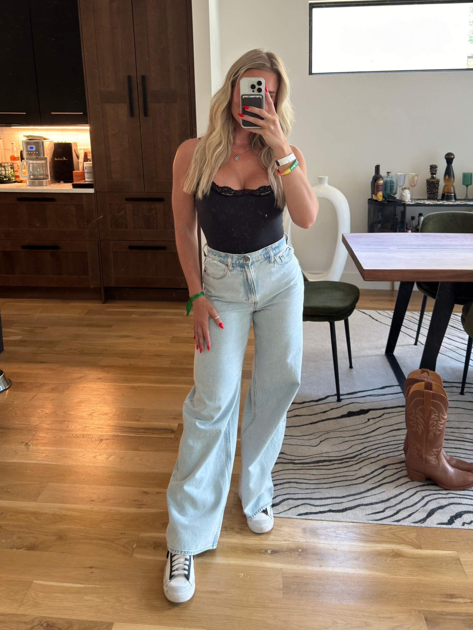 casual concert fit

Bodysuit: small
Jeans: 26L

#LTKFindsUnder100 #LTKStyleTip #LTKTravel