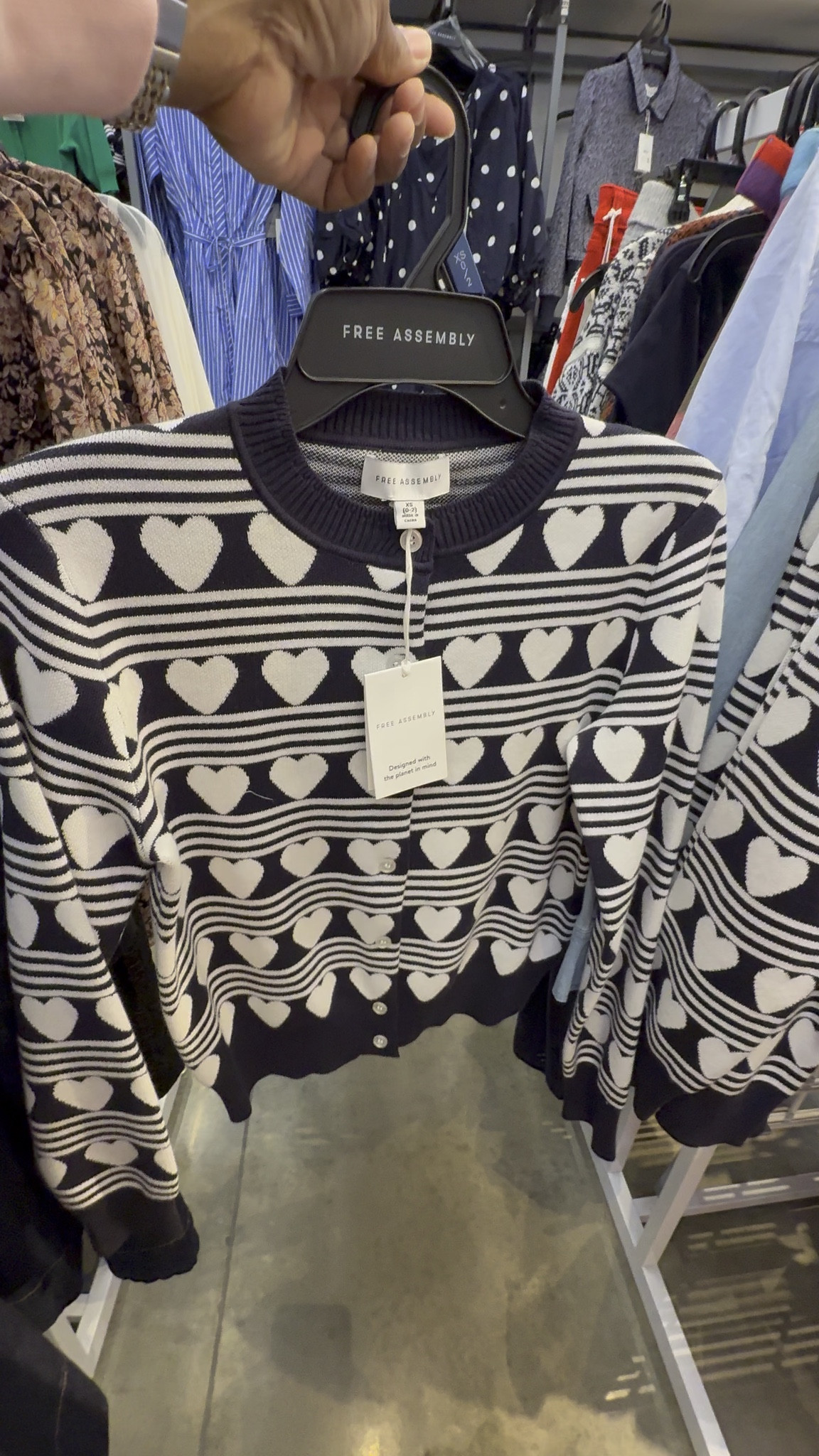 Amazing cardigan that can be work for the office or a casual look with denim. #walmart

#LTKSeasonal #LTKWorkwear #LTKOver40