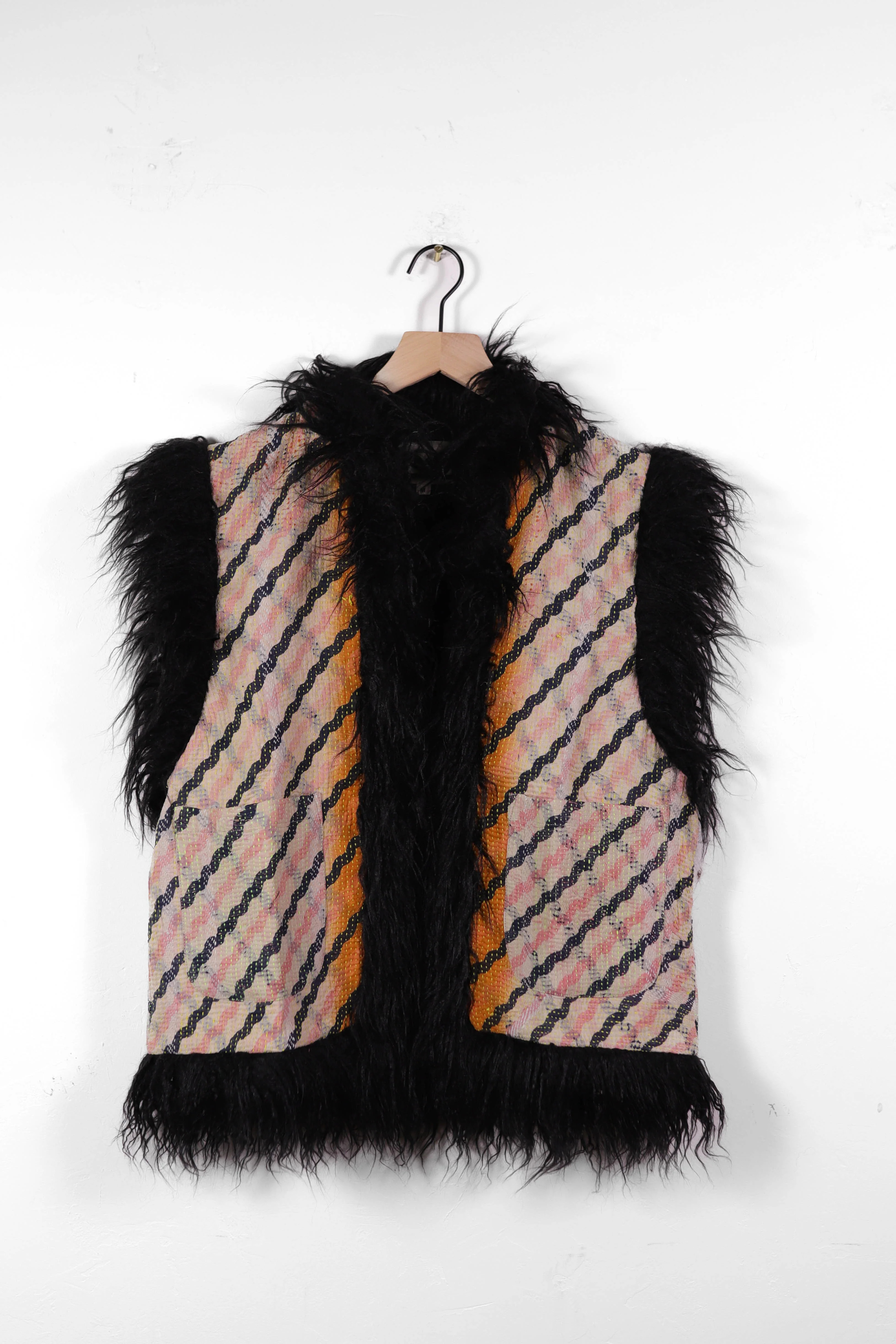 Medium Rani Vest V1173 | Sapana