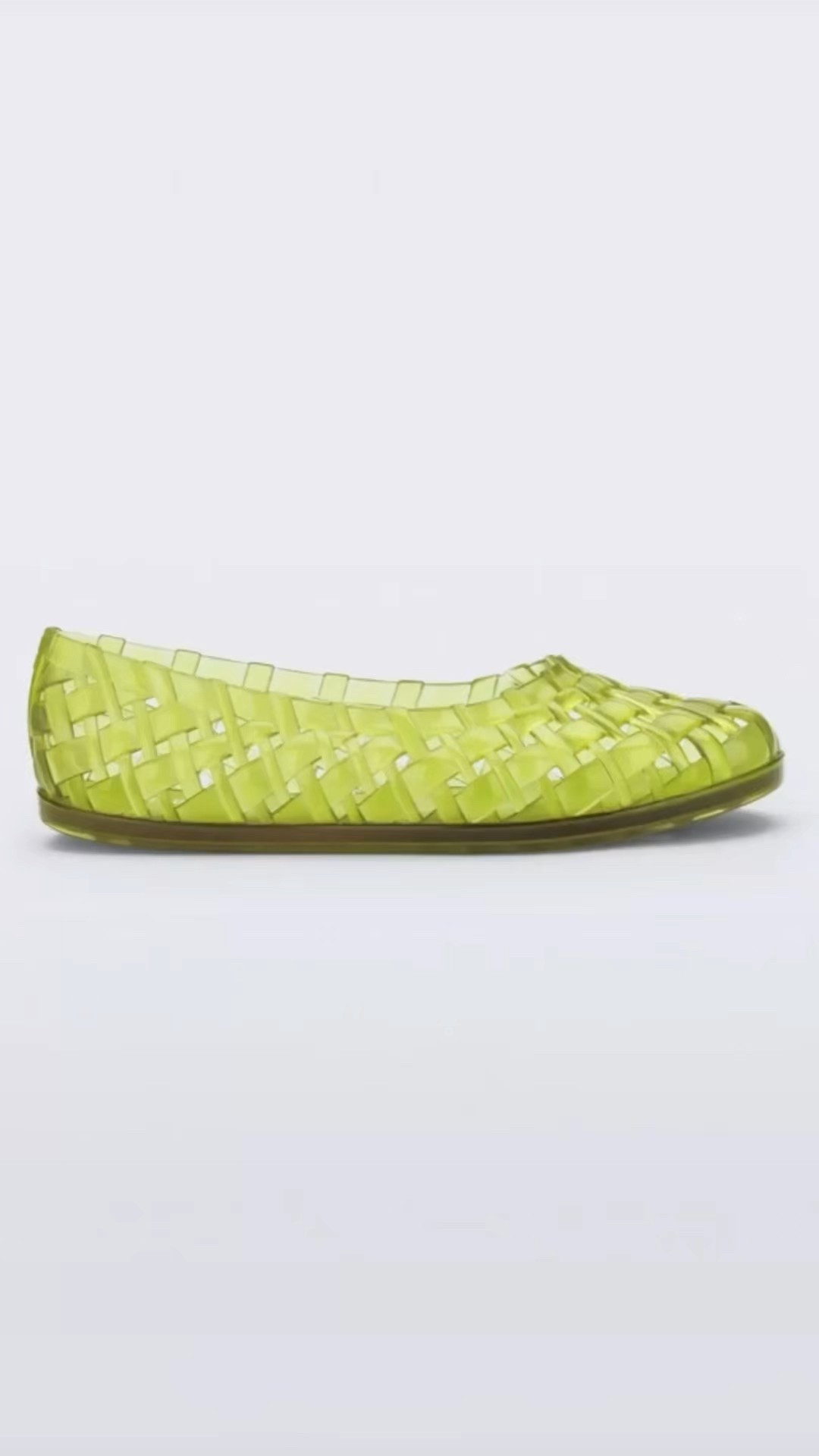 Travel-Friendly Flats | Melissa Lime Woven Flat

These lime-green woven jelly flats from Melissa are lightweight, flexible, and perfect for summer or resort travel. A bright, playful shoe that adds personality to any warm-weather outfit. Pair them with dresses, denim, beachwear, or tropical prints. Shop the look on LTK.

#LTKTravel #LTKBeauty #LTKHoliday