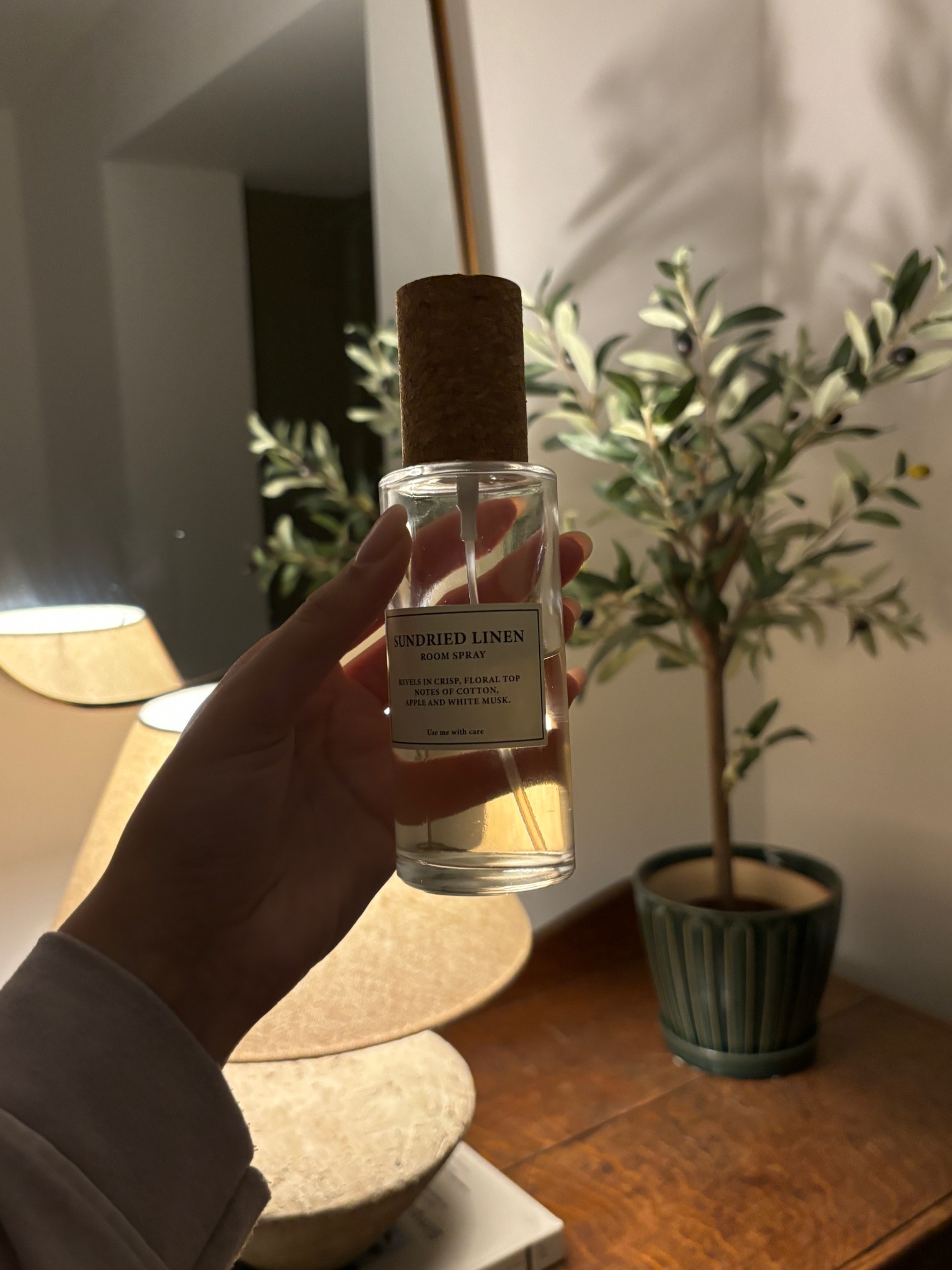 room spray, linen scent, sundried linen, fresh scent, living room spray, home spray, gift idea, housewarming gift

#LTKeurope #LTKhome #LTKfindsunder50