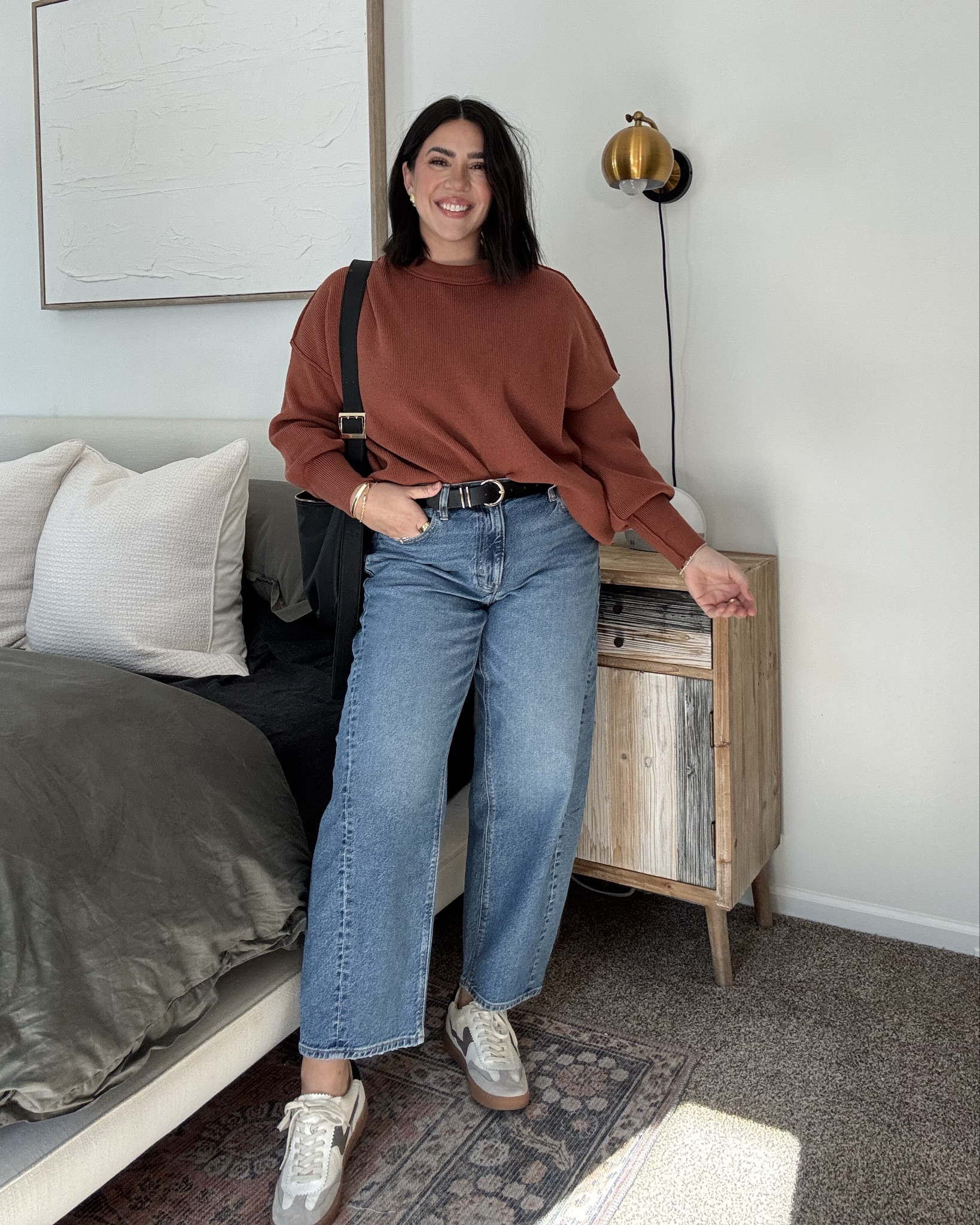 Barrel jeans! Size 10 regular! Top size L. 

#LTKMidsize #LTKStyleTip #LTKSeasonal