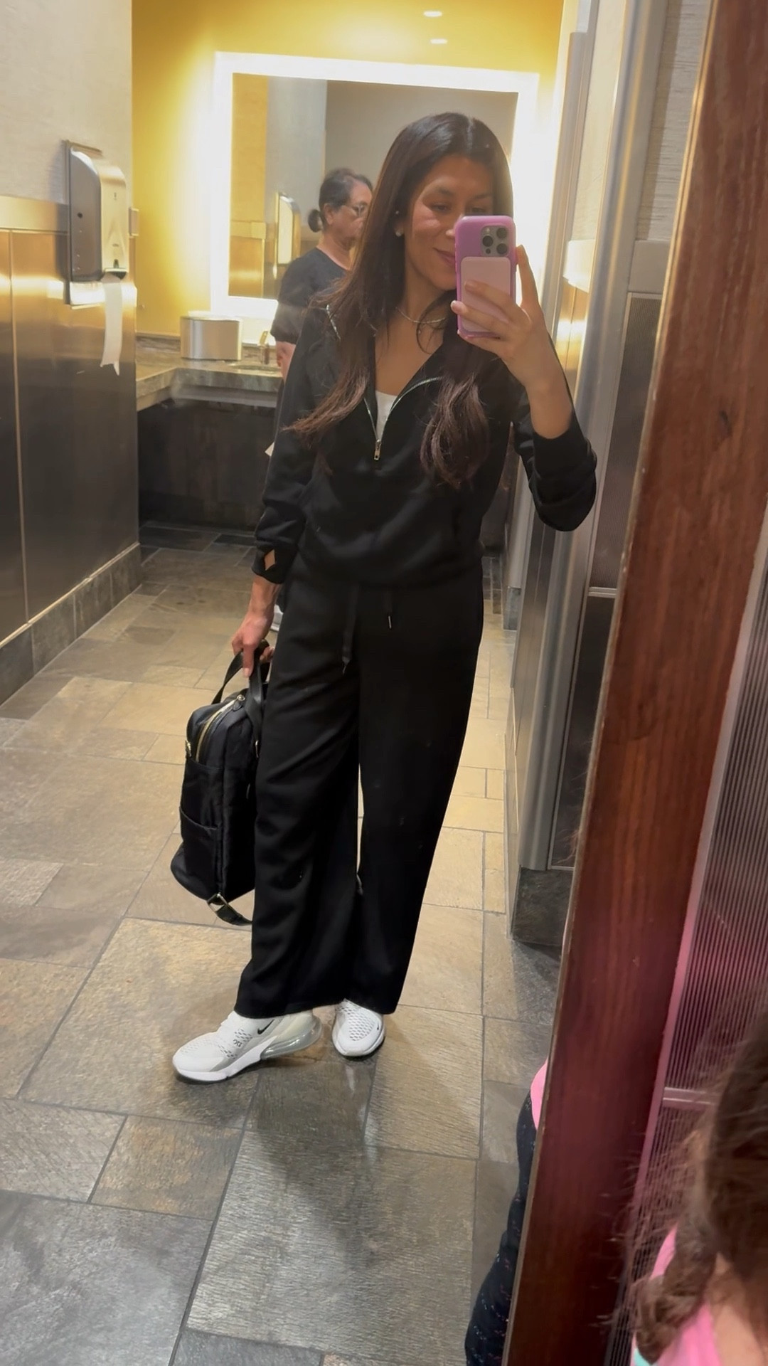 The Perfect travel outfit! So comfortable and easy to wear  

#LTKFindsUnder50 #LTKTravel #LTKActive