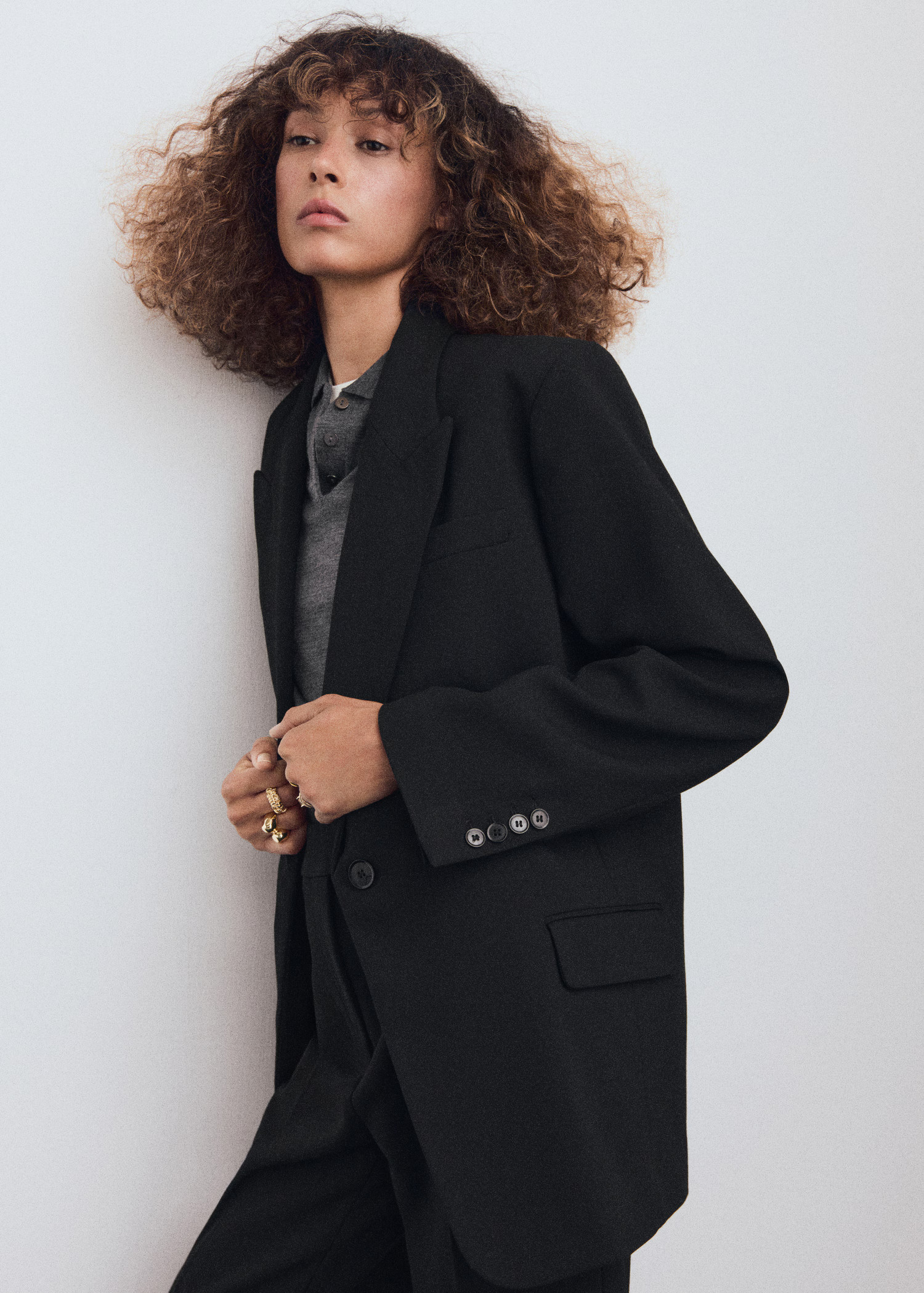 Suit blazer with flap pockets - Women | MANGO USA | Mango (US/MX/AU)
