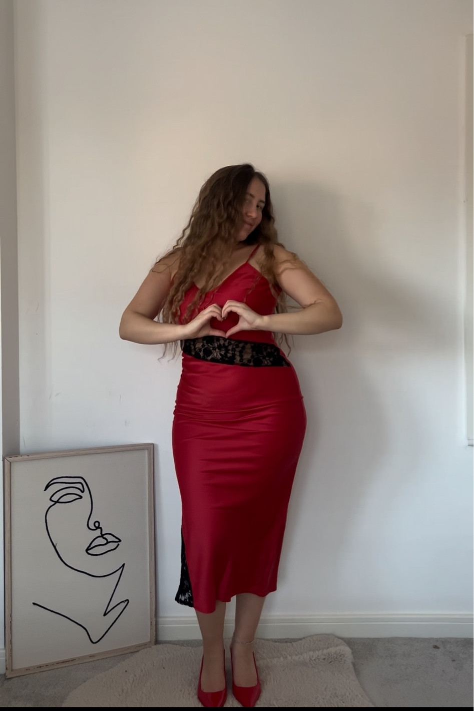 Valentines day midi satin red dress 

#LTKSeasonal #LTKMostLoved #LTKmidsize