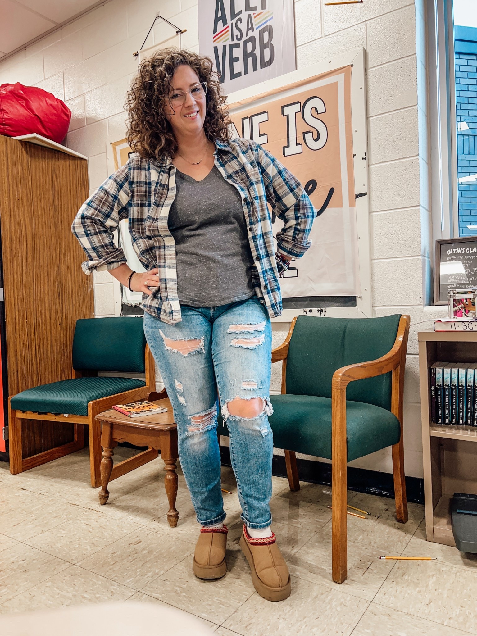 Day 58 ✔️
Flannel day! 
English teacher ootd 

#LTKWorkwear #LTKMidsize #LTKHoliday