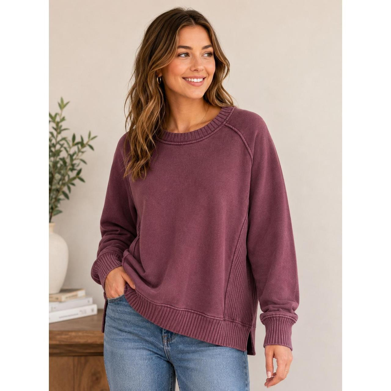 Aerie Women's Sweatshirt - Burgundy - 28D | Depop US