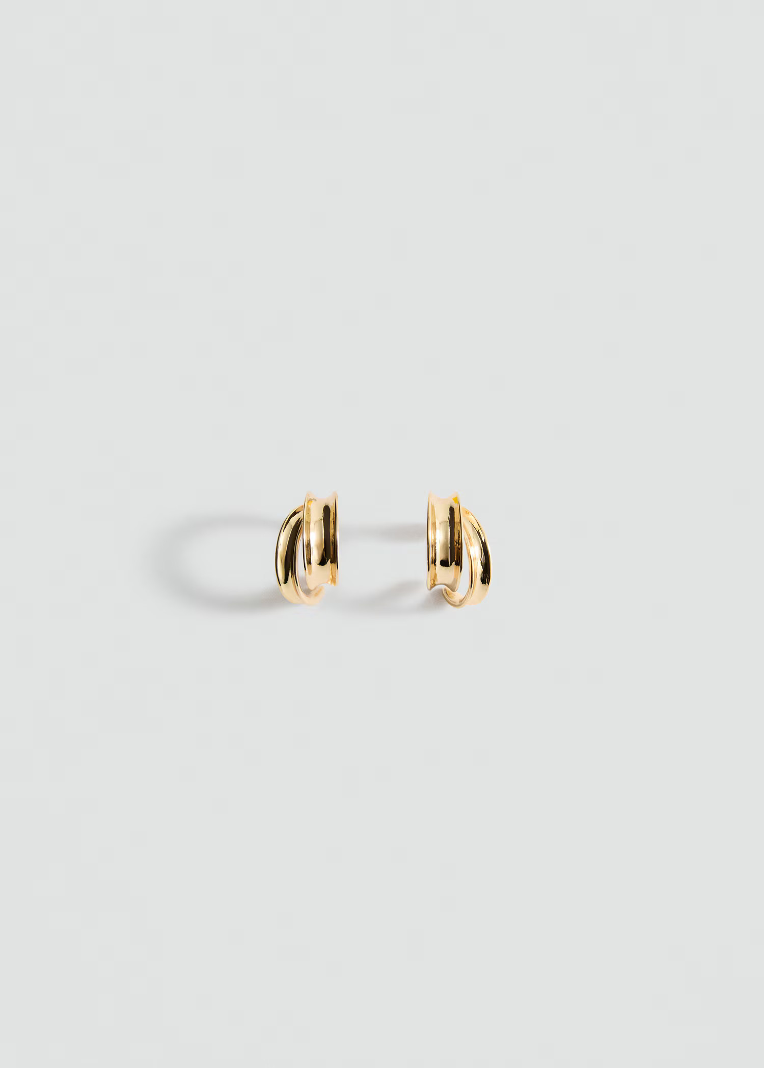 Intertwined hoop earrings | Mango (US/MX/AU)