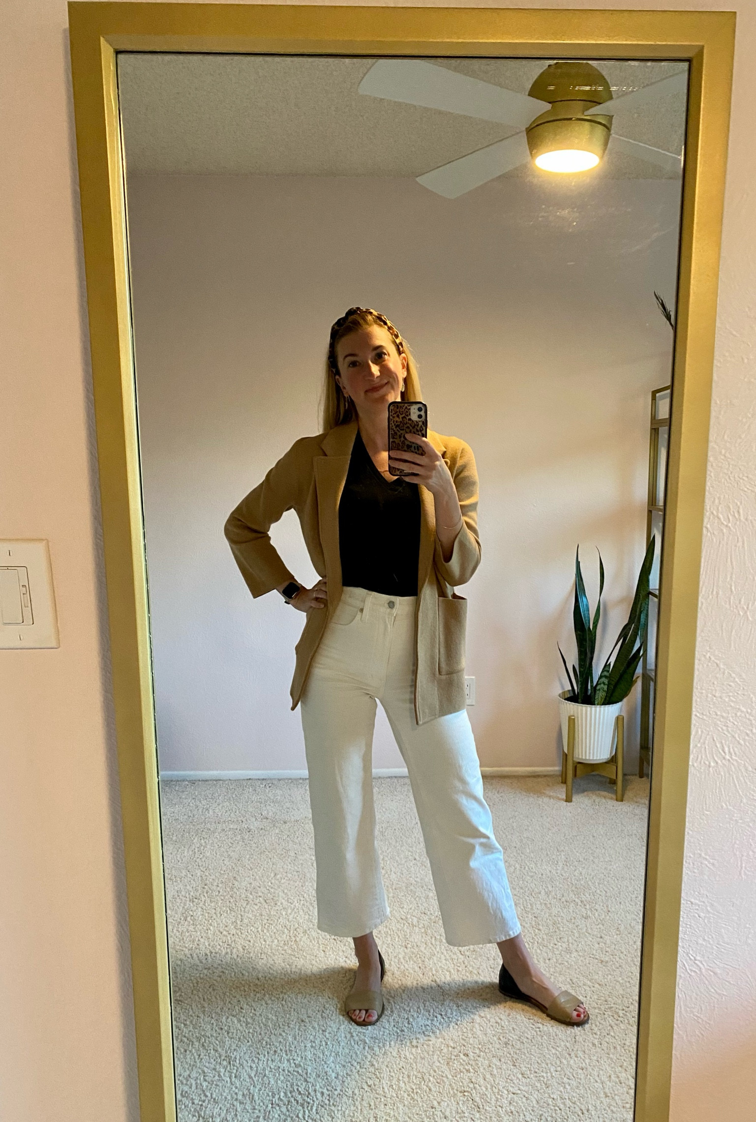 Dear Mother Nature,
I would love some cooler temperatures.
Signed, 
A school psychologist craving PSLs in a windowless office without AC 
#schoolpsychstyle 