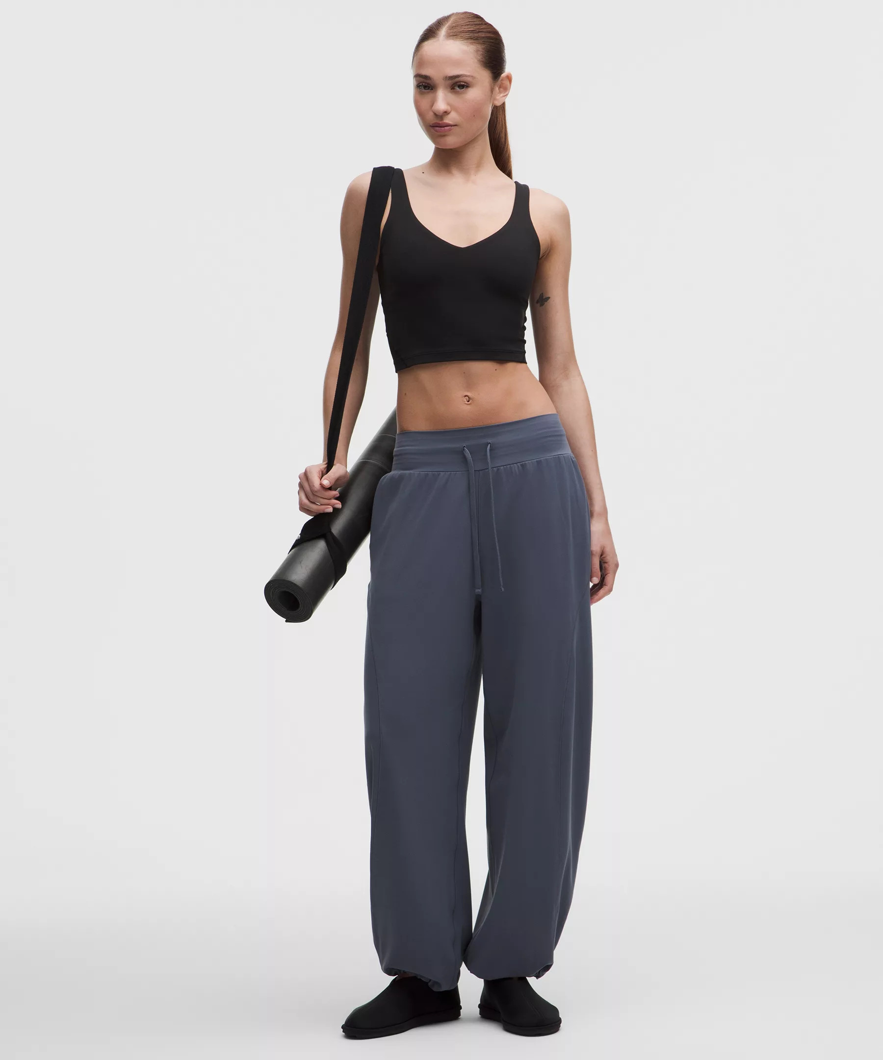 Groove Low-Rise Relaxed Cinch Pant | Lululemon (US)
