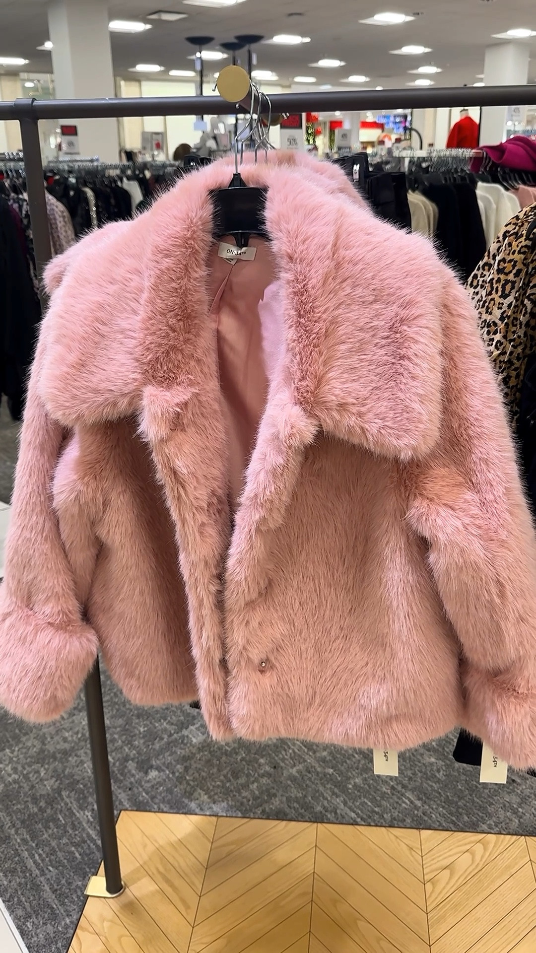Macy’s started dropping their black Friday deals, and when I saw this pink fur jacket was 50% off I had to try it on! 😍💖🛍️

It’s super soft and warm, and would be a great piece to level up any of your winter outfits.

I’m typically a size 4 to 6, and I’m wearing it in a medium as I wanted a room to wear layers under it.

#LTKHoliday #LTKCyberWeek #LTKFindsUnder100
