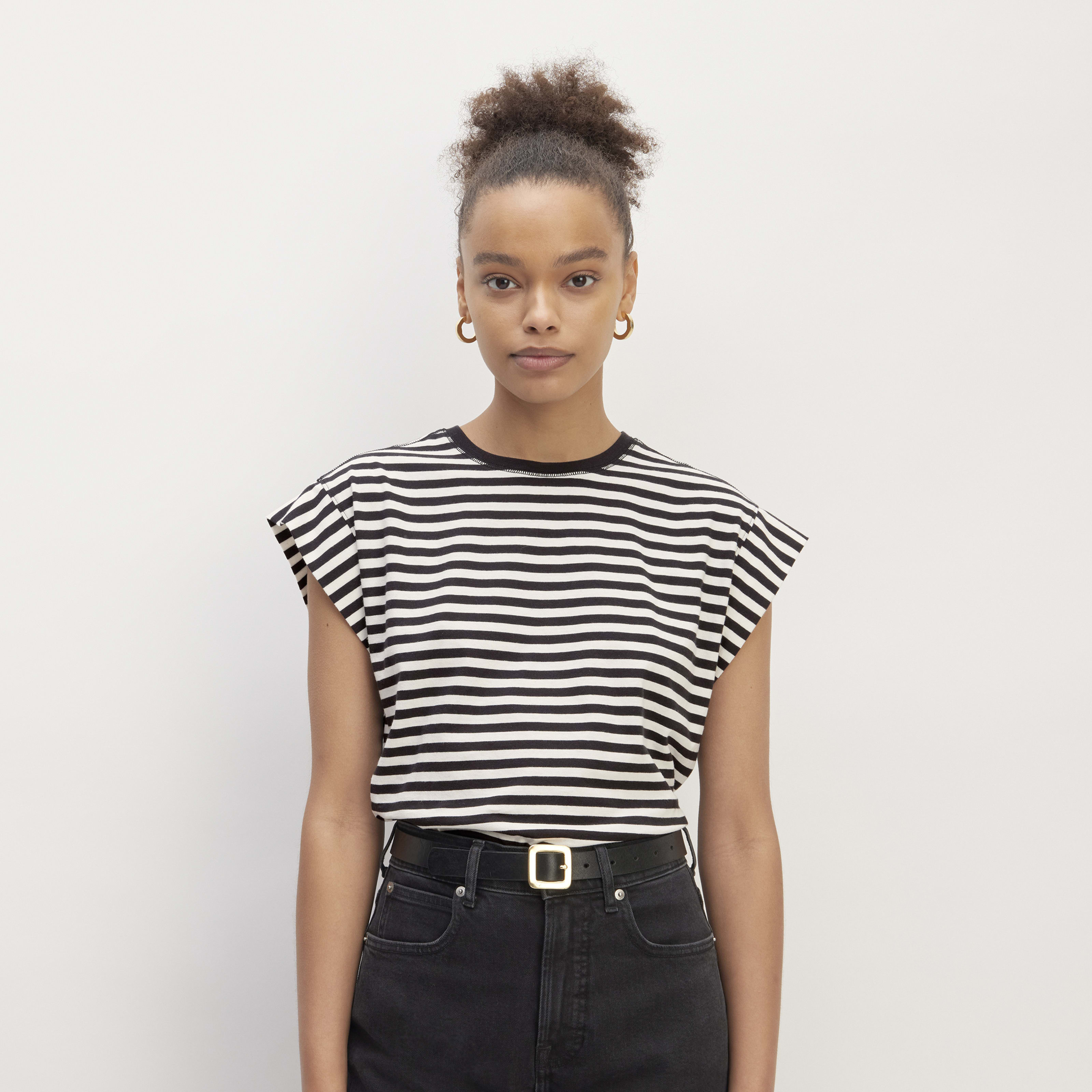 Women's Muscle T-Shirt in Essential Cotton by Everlane in Bone White/Black, Size XS | Everlane