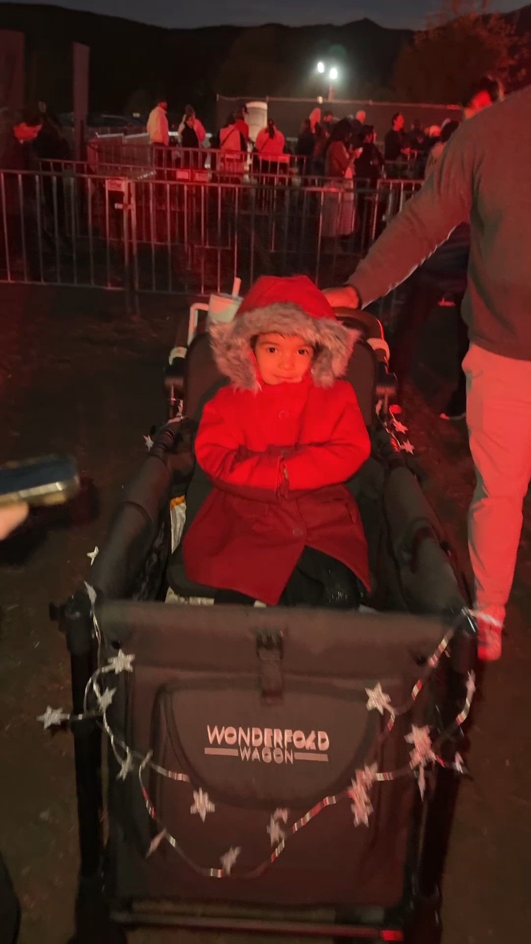 Testing out the wonderfold to see if I can actually hold 200 lbs #stroller #momlife #beststrollers 

#LTKCyberWeek