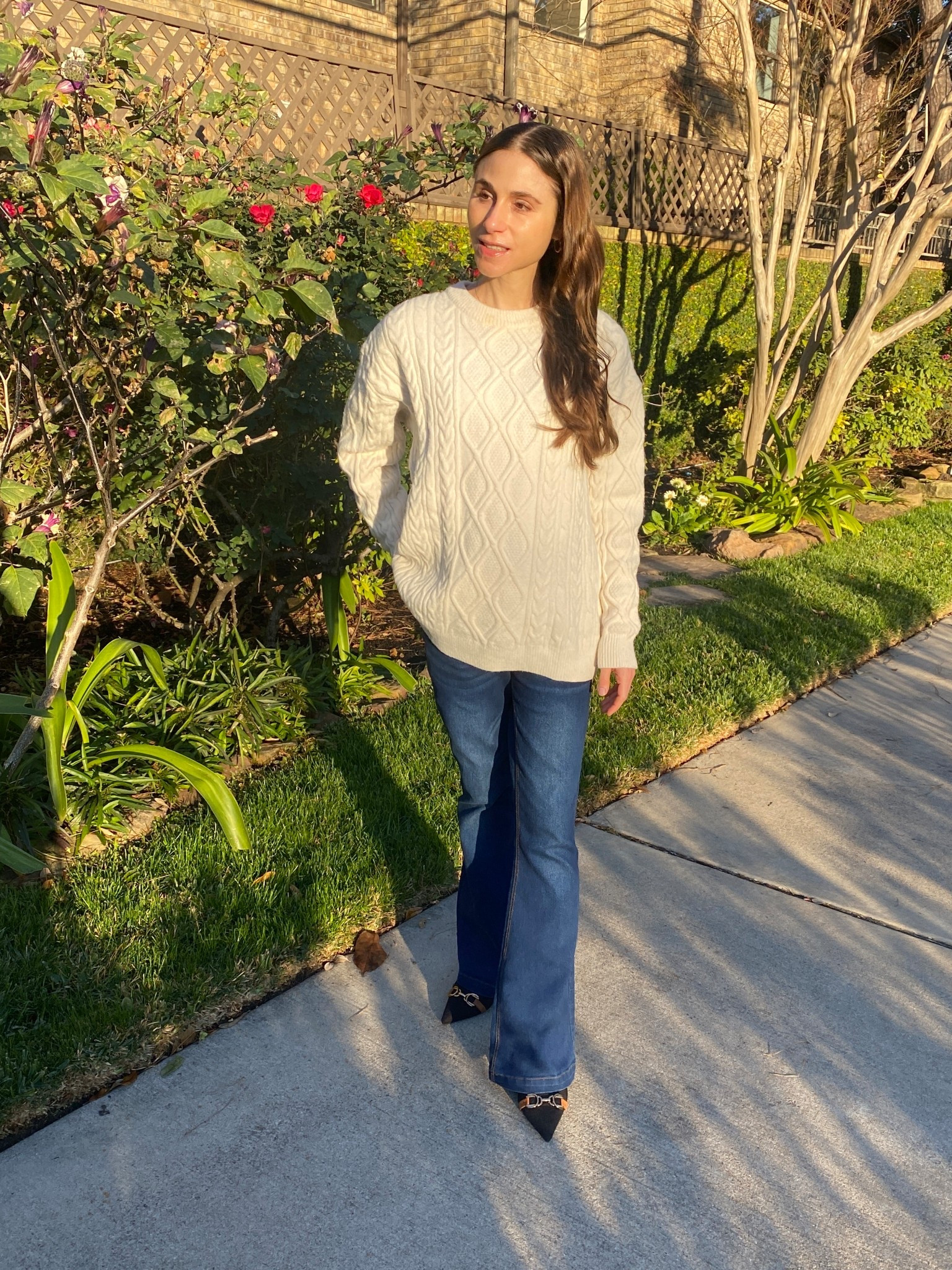 My favorite oversized sweater for a chilly day 

#LTKootd #LTKFindsUnder100 #LTKFindsUnder50