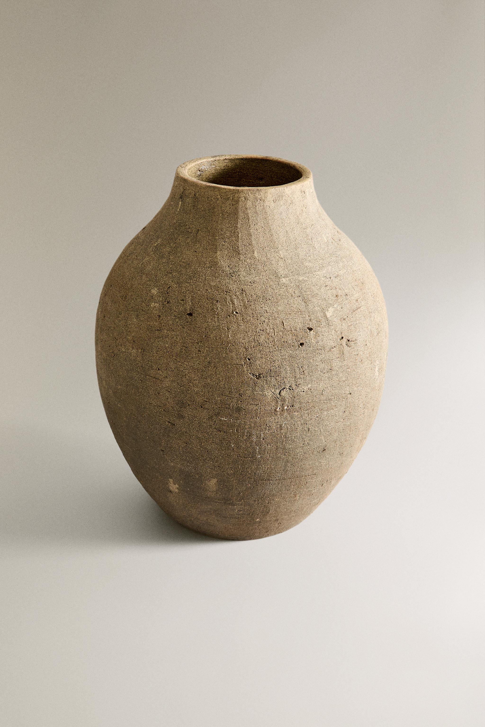 IRREGULAR CERAMIC VASE | Zara US