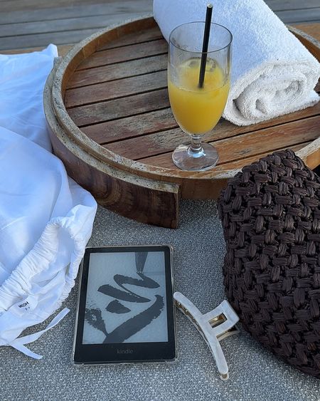 Kindle and Poolside Accessories. Clip is from COS but sold out now 😭

#LTKswim #LTKGiftGuide #LTKtravel