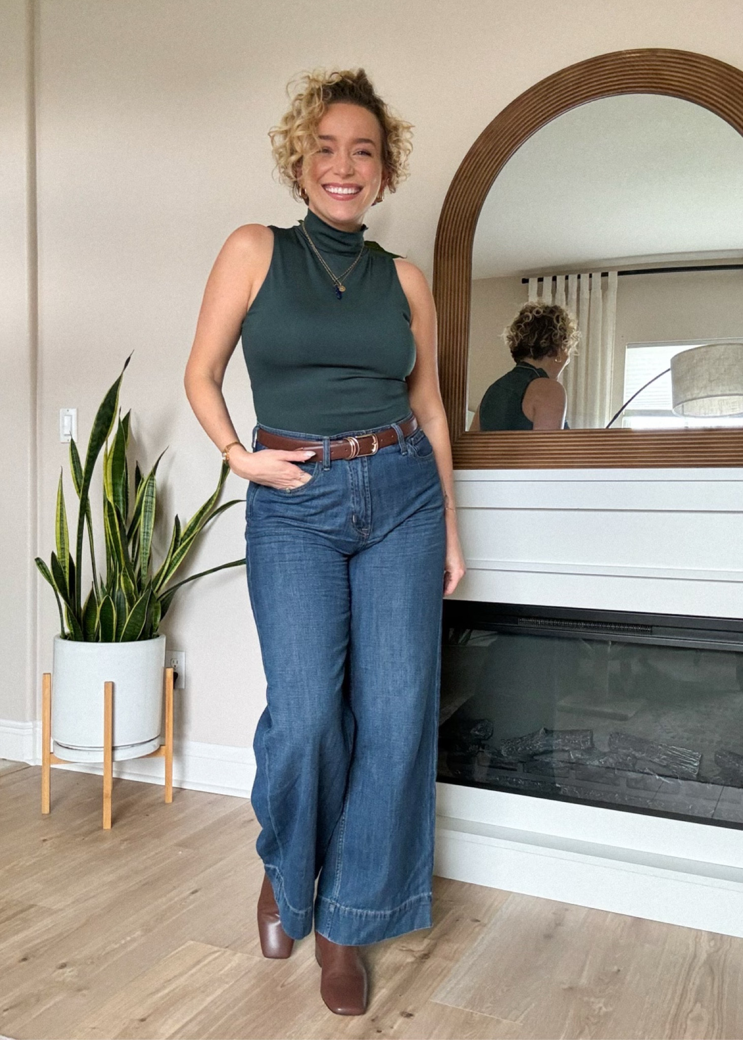 I am in wide-leg jeans mode this week… 👖 40% off regular priced styles at GAP ‘til end of month 💙

winter outfit / jeans / winter boots / office outfit / gap / dsw

#LTKsalealert #LTKfindsunder50 #LTKworkwear