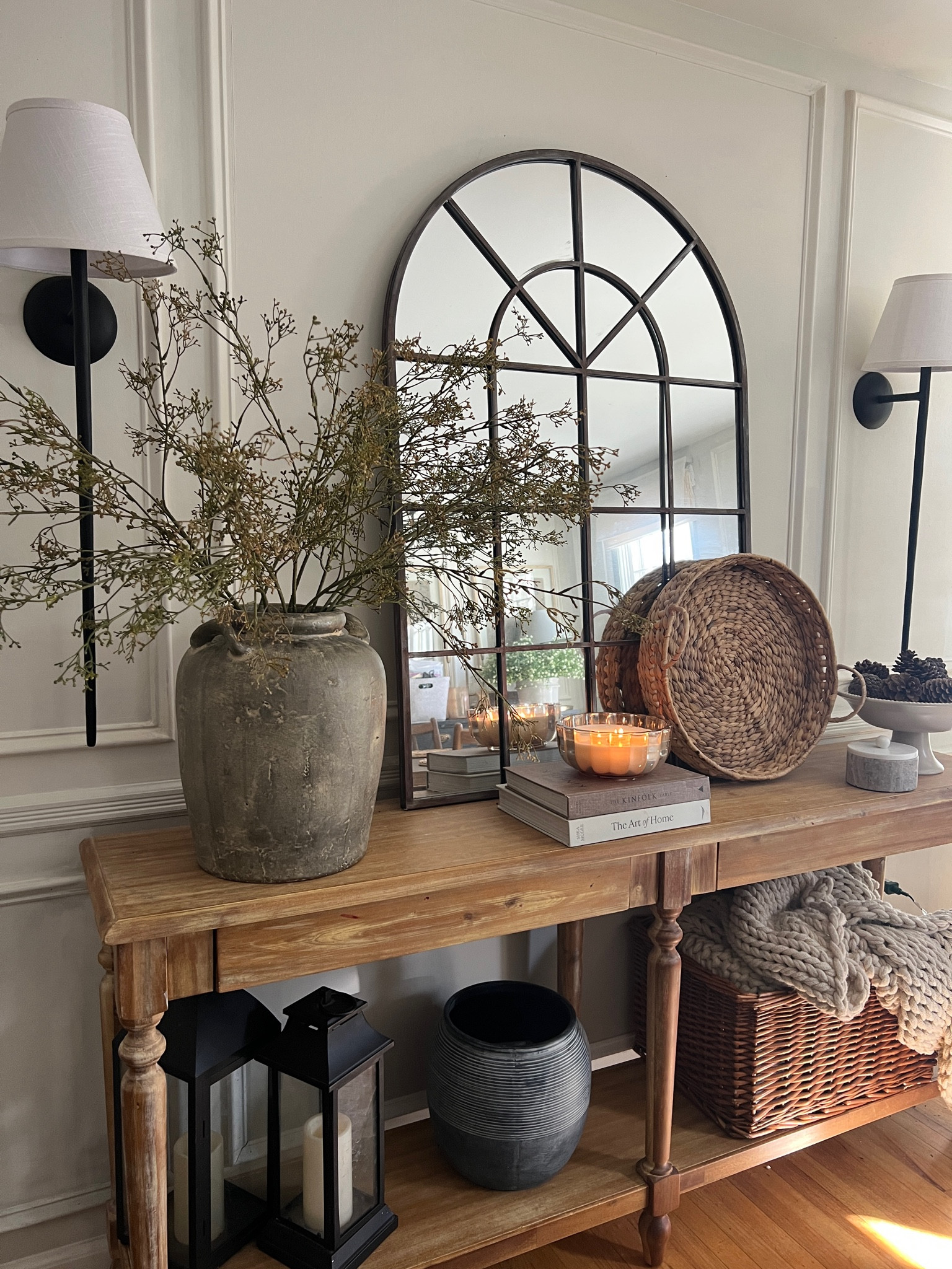 Transitional console table styling inspo! 