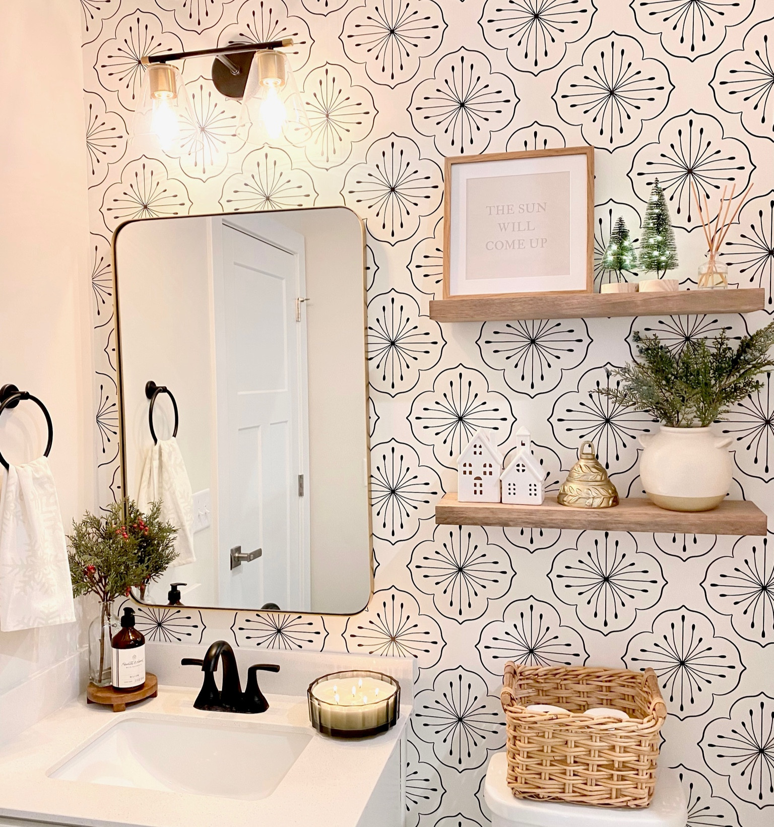 Christmas bathroom decor

#LTKHoliday #LTKSeasonal #LTKhome