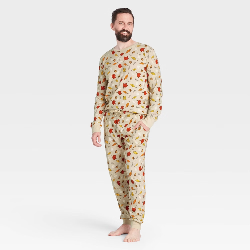 Men's Fall Leaf Print Matching Family Pajama Set - Oatmeal XXL, Black/Red/White | Target