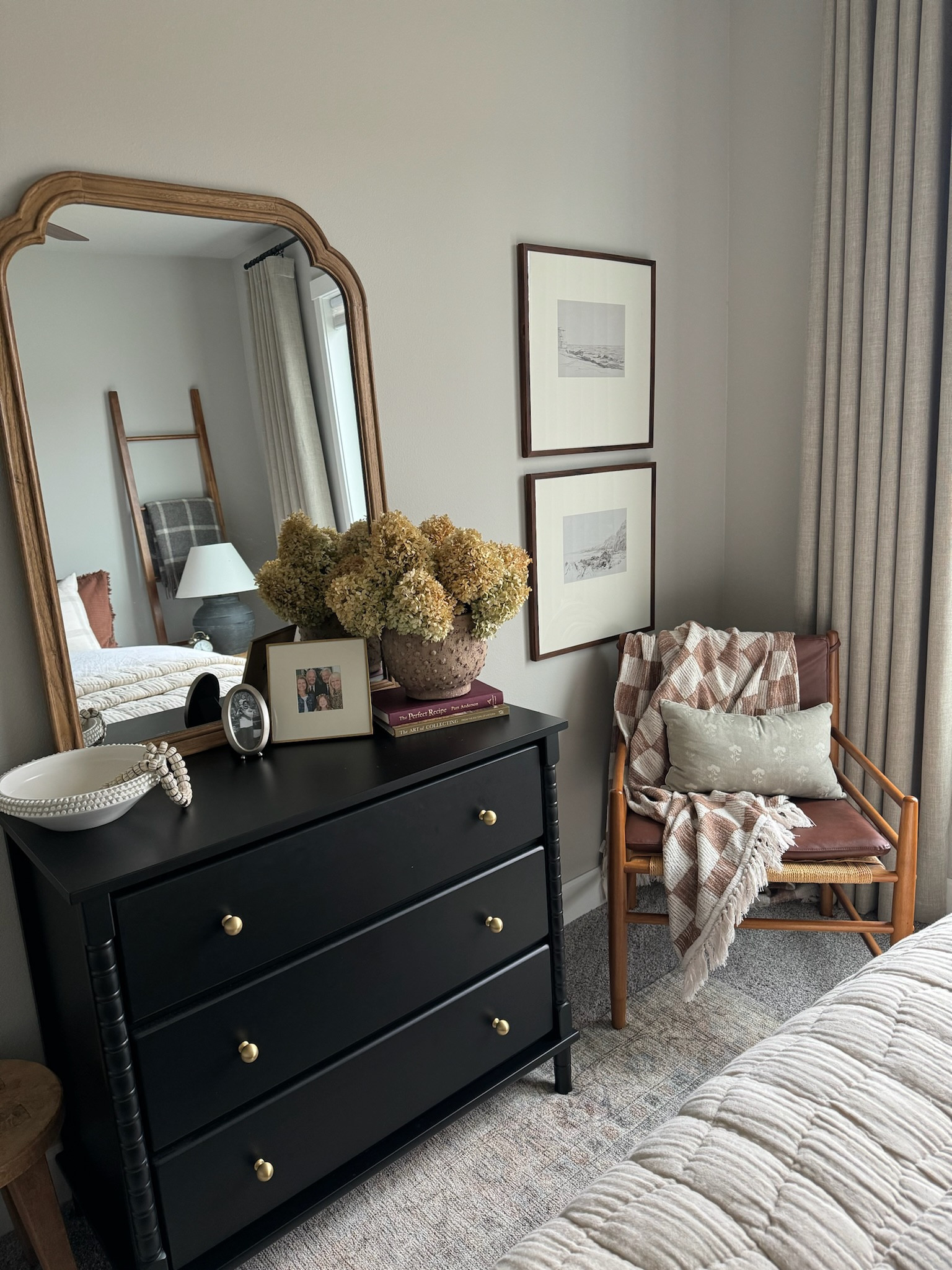 One of my favorite styling moments! This dresser is in stock at Amazon for $219!!! It’s always out of stock, so grab it if you have been eyeing it ☺️

#LTKsalealert #LTKhome #LTKstyletip