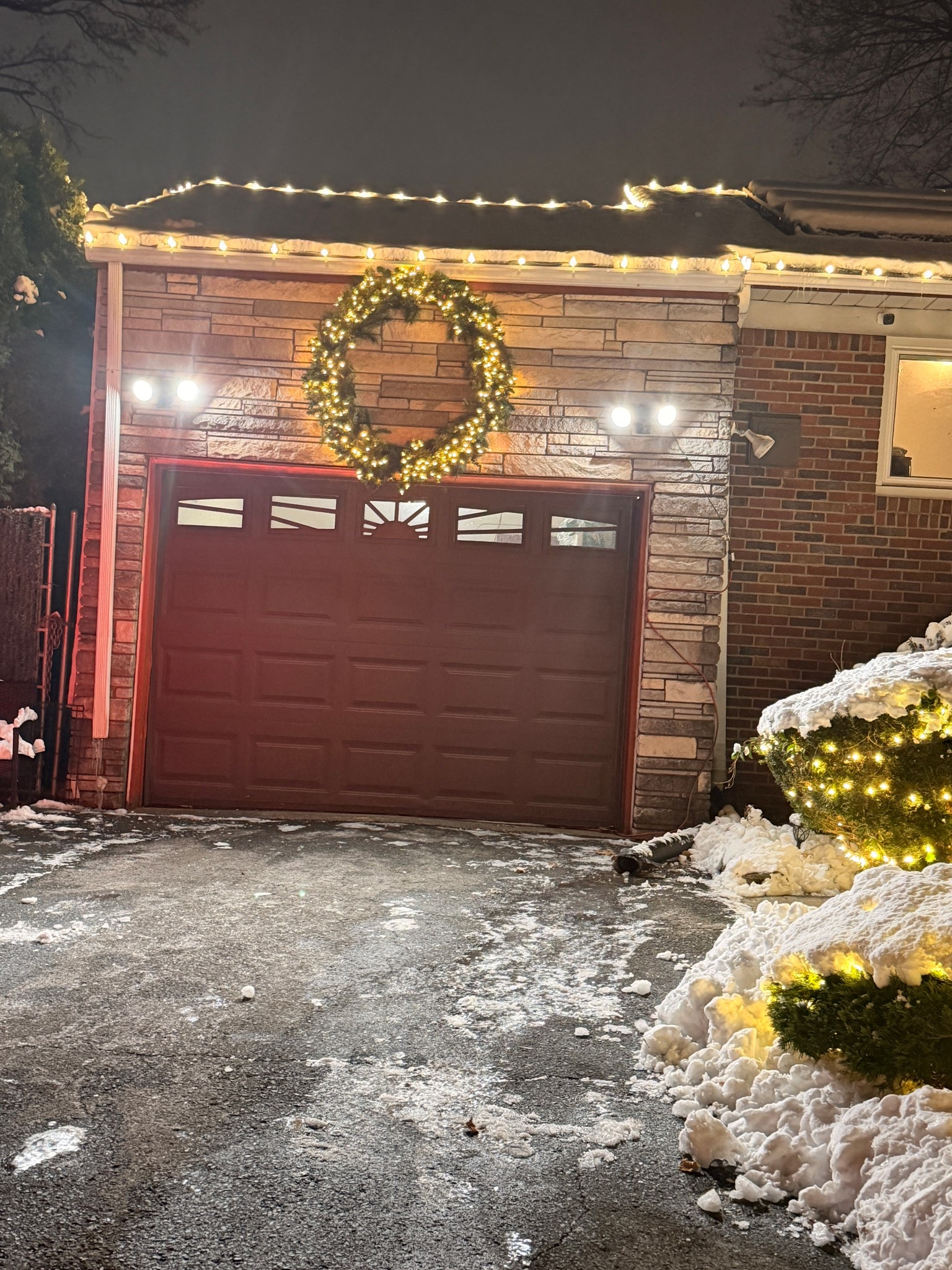 A statement wreath is the easiest way to elevate your home for the season ✨🎄 This one adds the perfect cozy glow—linked here.                                             #LTKhome #LTKholiday #LTKseasonal #LTKfinds #LTKdecor #HolidayDecor #ChristmasDecor #WinterDecor #HolidayHome #FrontDoorDecor
#WreathSeason #ChristmasWreath #HolidayWreath #WinterWreath

#LTKSeasonal #LTKHome #LTKHoliday