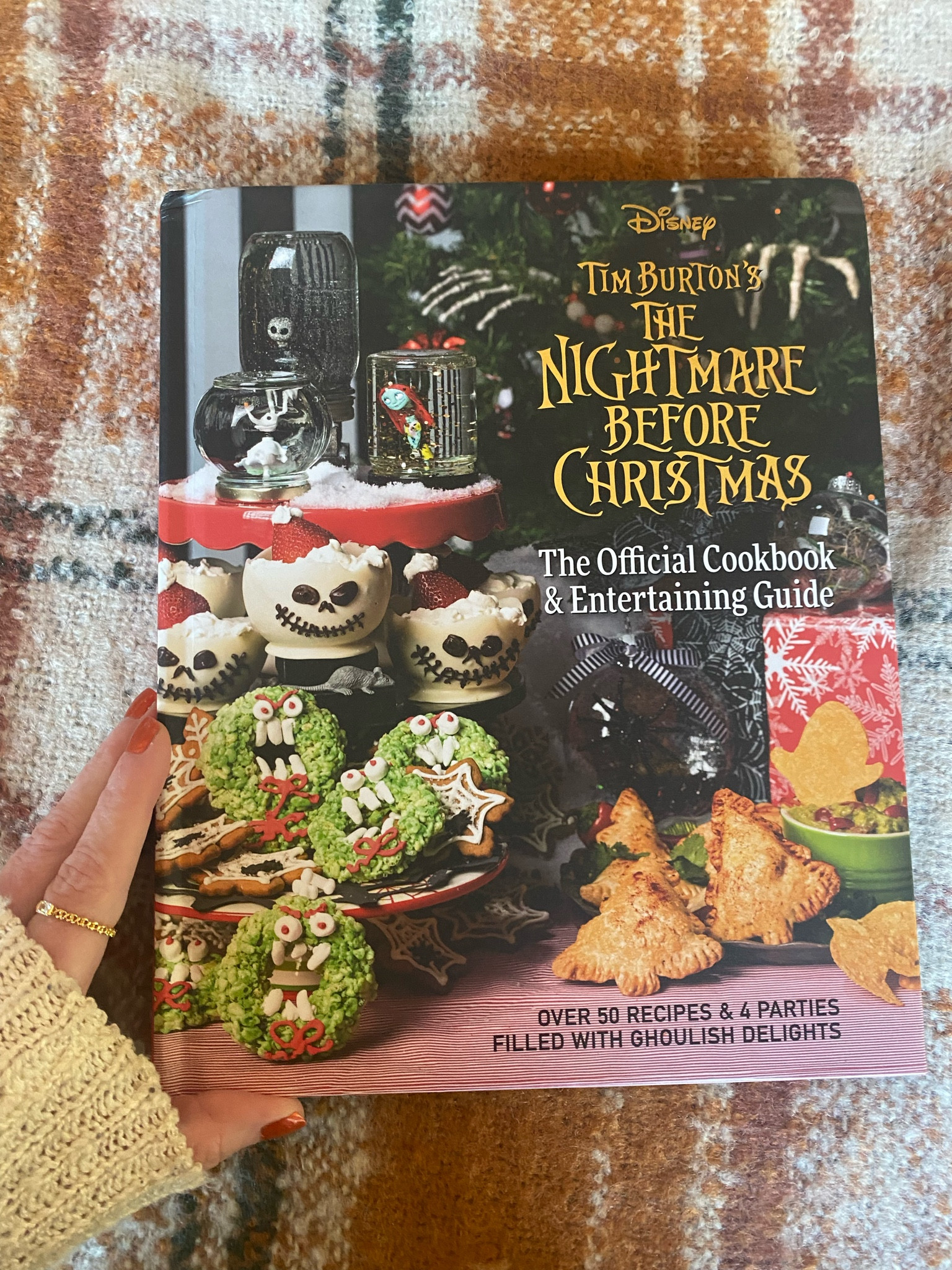 Deal Alert! 🚨Tim Burton’s The Nightmare Before Christmas Official Cookbook is on sale at Target! 🎯 

#LTKSale #LTKSeasonal #LTKGiftGuide