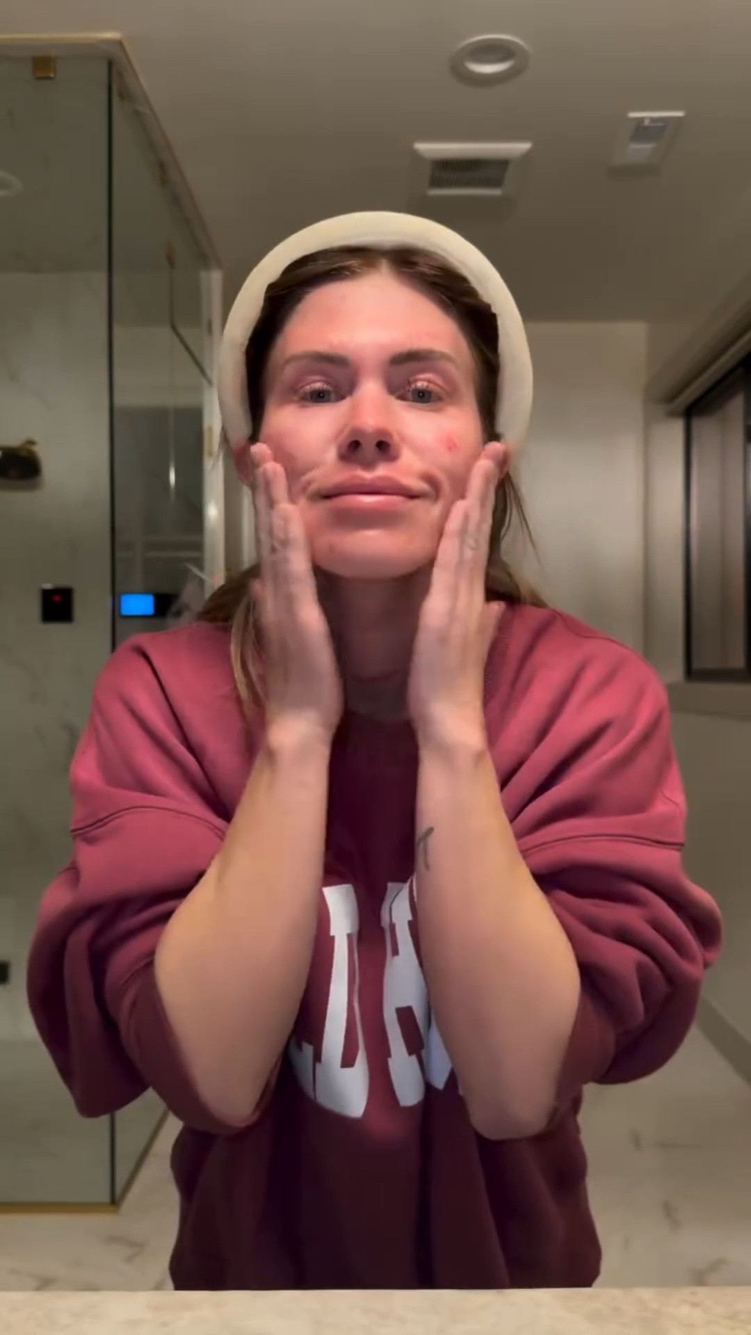 Day 8! Officially one week since my #co2lasertreatment

#LTKStyleTip #LTKBeauty #LTKWatchNow