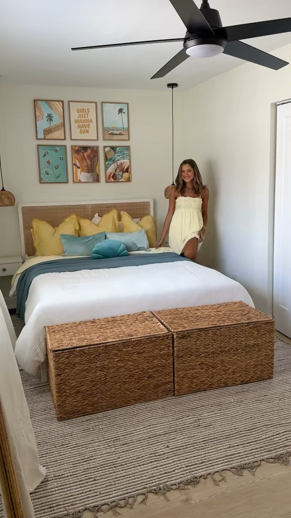 welcome to another episode of the moving series ⭐️ today we are tackling the guest bedroom with beachy decor and prints from Desenio!

#LTKHome