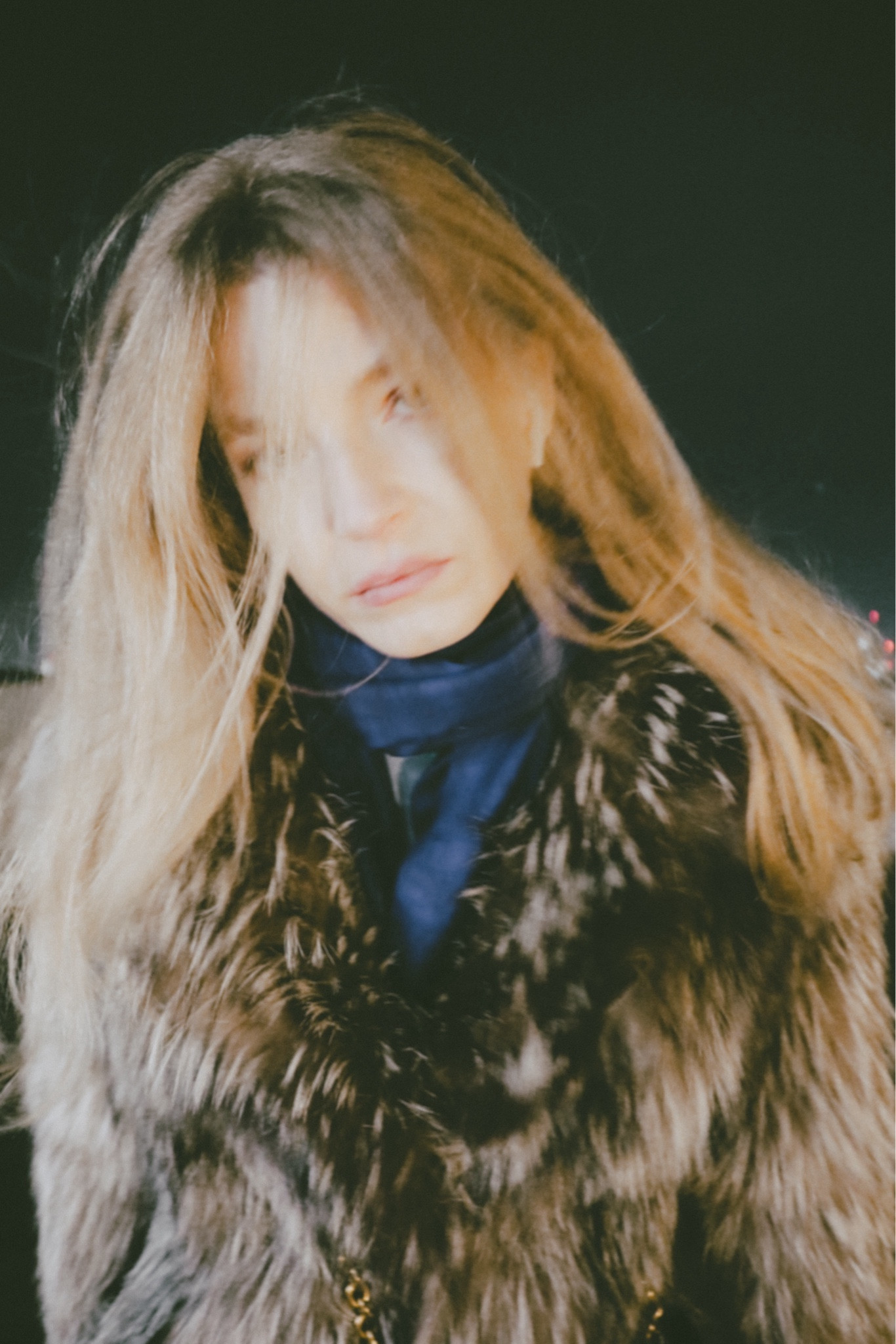 #furcoat #fox #fauxfur #blueaccents 

Read on my blog
www.adventuresofbarbarella.com

#LTKeurope #LTKparties