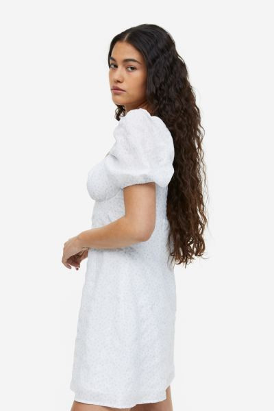 Puff-sleeved crêpe dress | H&M (UK, MY, IN, SG, PH, TW, HK)