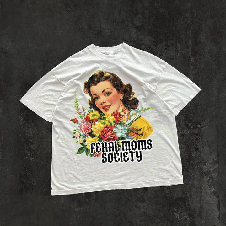 Feral Mom Society Graphic tee | Love story boutique