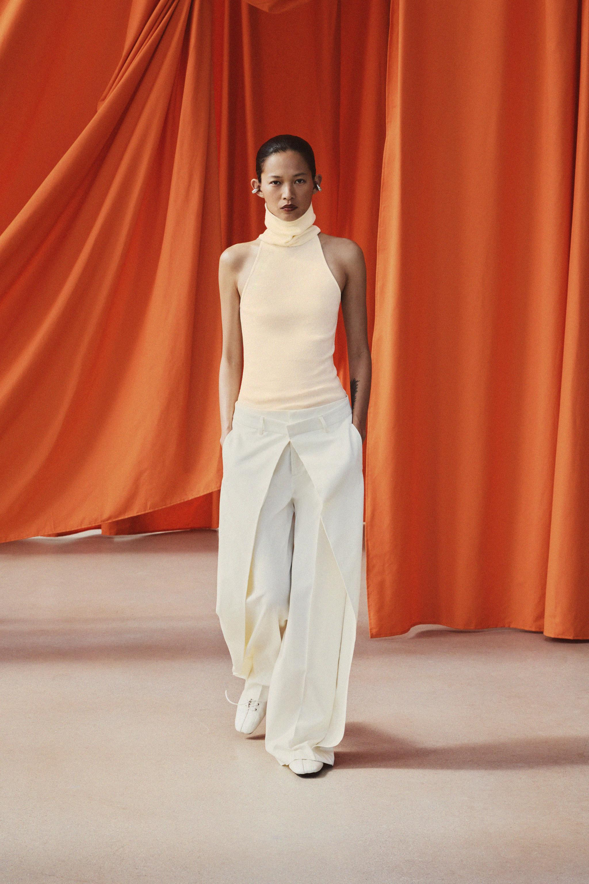 ZW COLLECTION FRONT PLEATED PANTS | Zara US