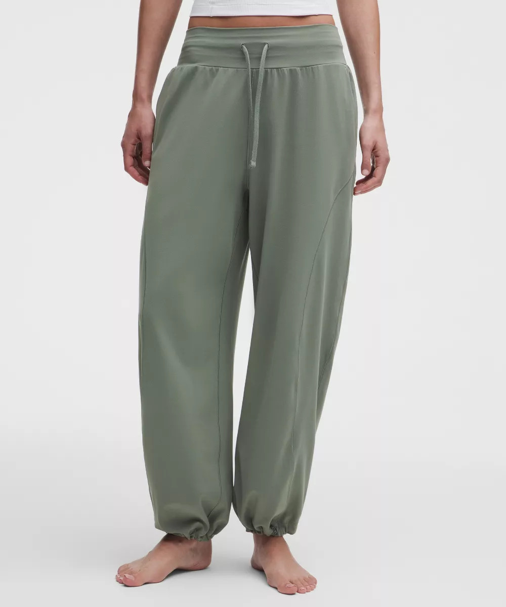 Groove Low-Rise Relaxed Cinch Pant   Regular | lululemon (AU)